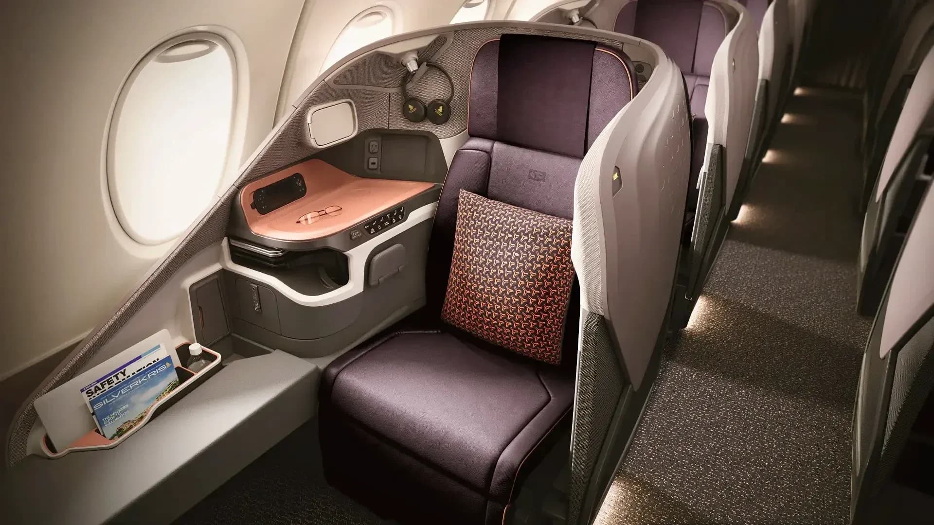 Singapore Airlines Short Haul Business Class Review SGN to SIN