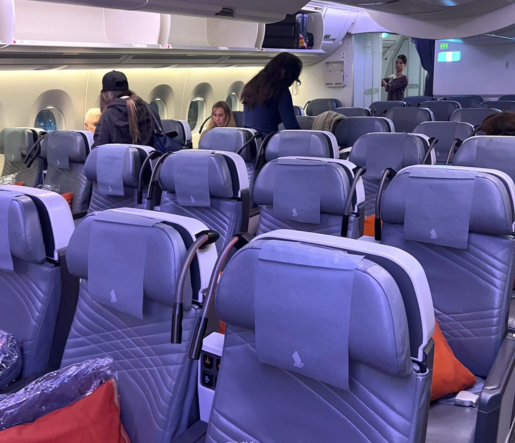Singapore Airlines SFO to SIN Premium Economy SQ 33 Flight Review
