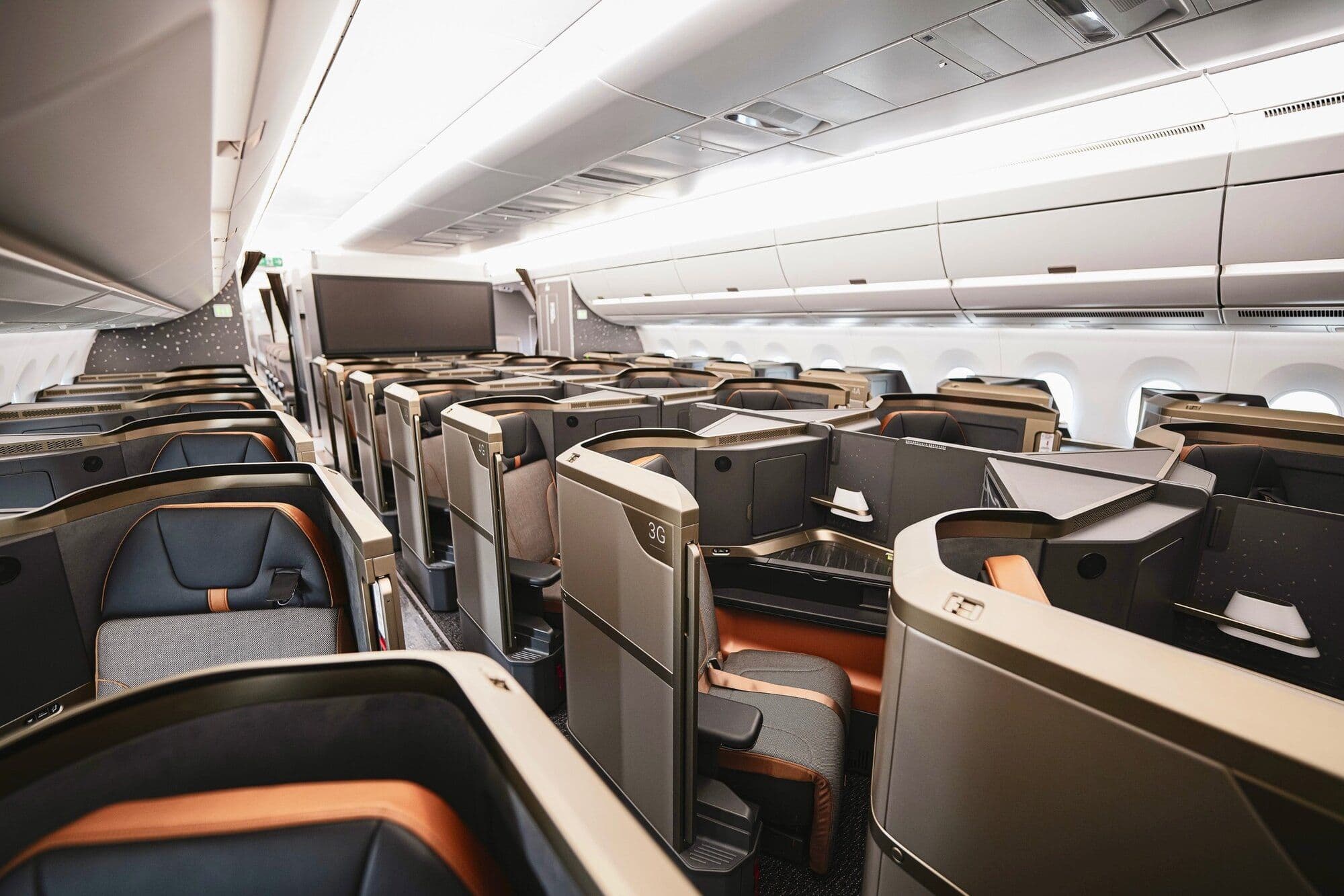 How I booked Starlux business class for just 85,000 points