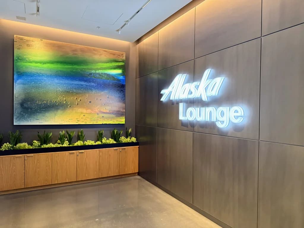 Alaska Airlines Lounge Lobby SFO
