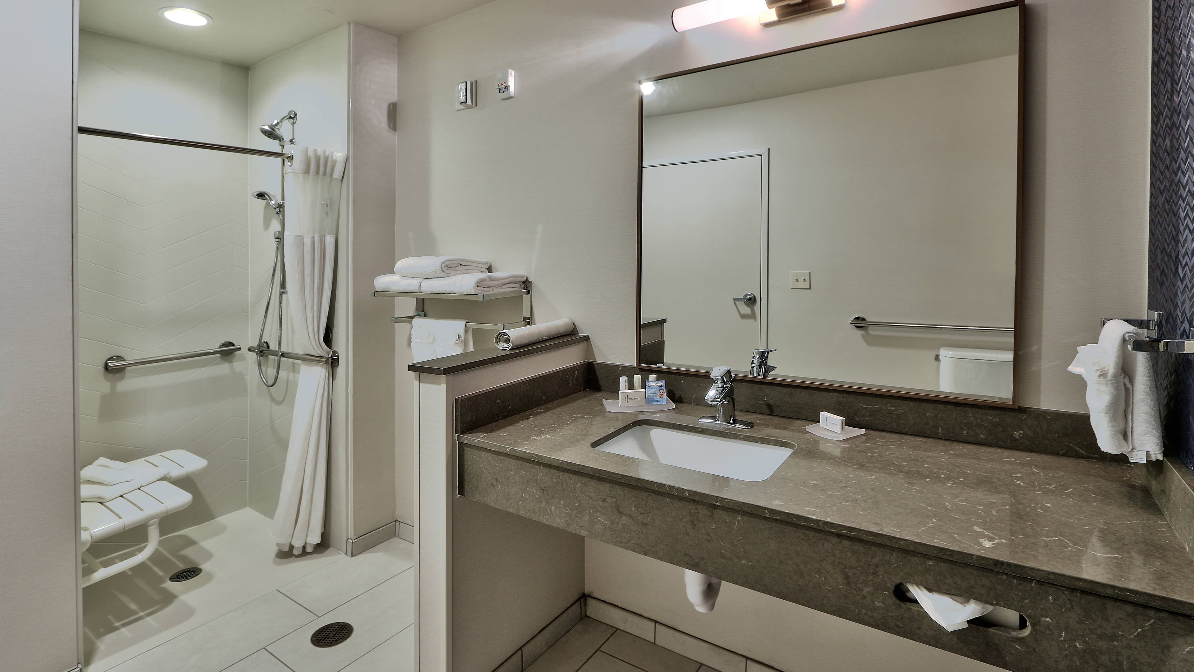 Fairfield Inn & Suites Albuquerque North — 8