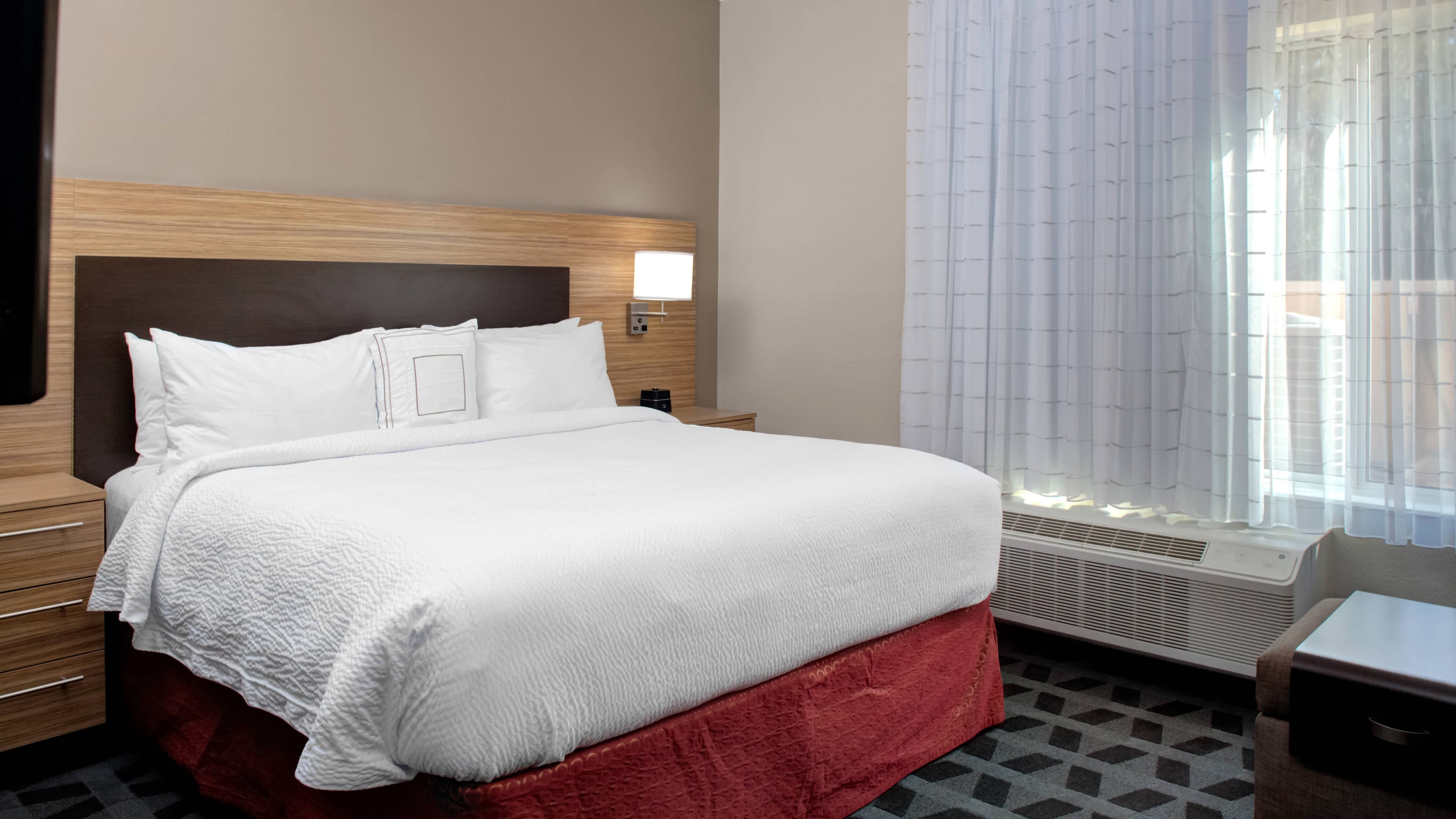 TownePlace Suites Albany - Image 4