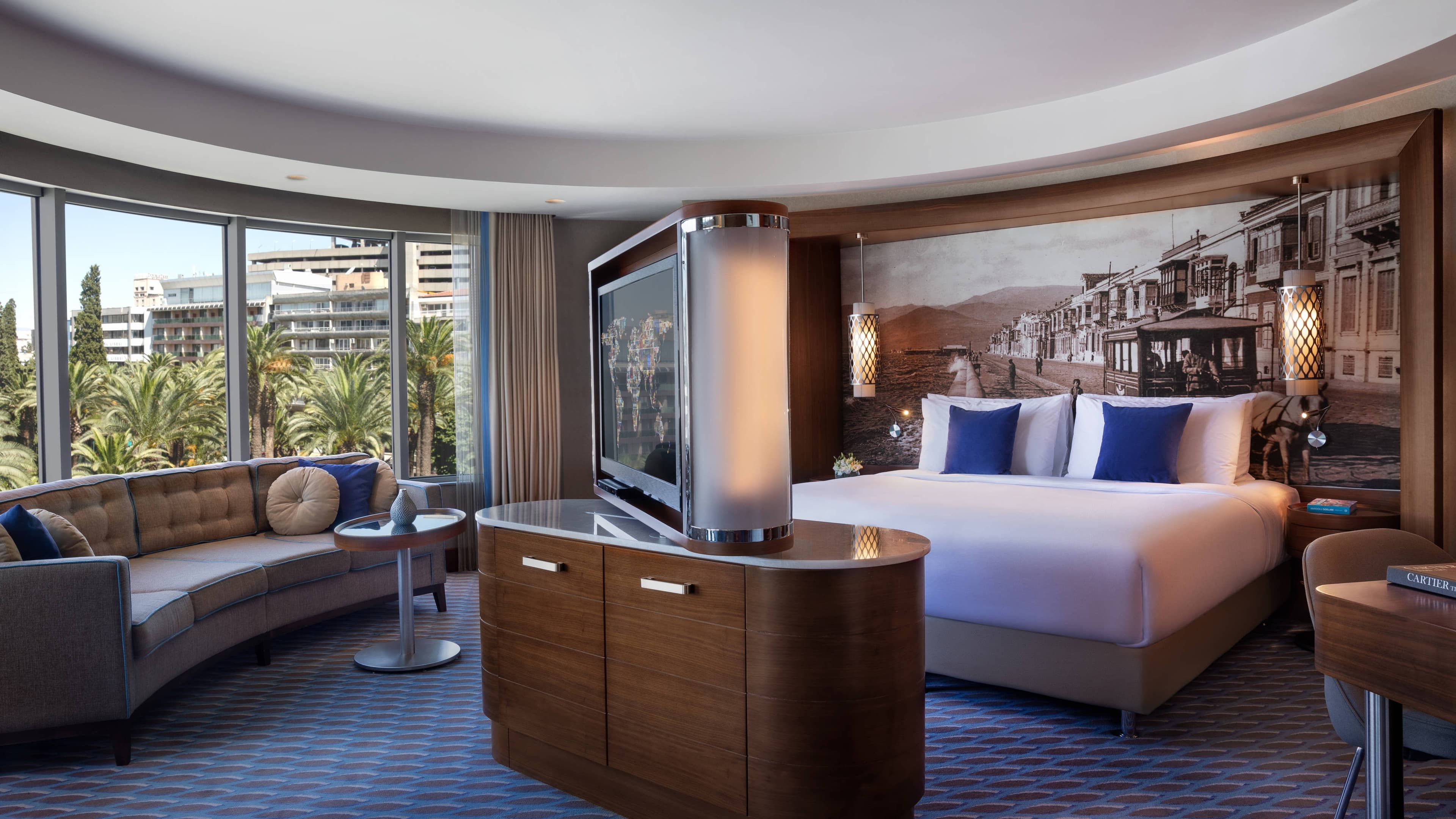 Renaissance Izmir Hotel — 10
