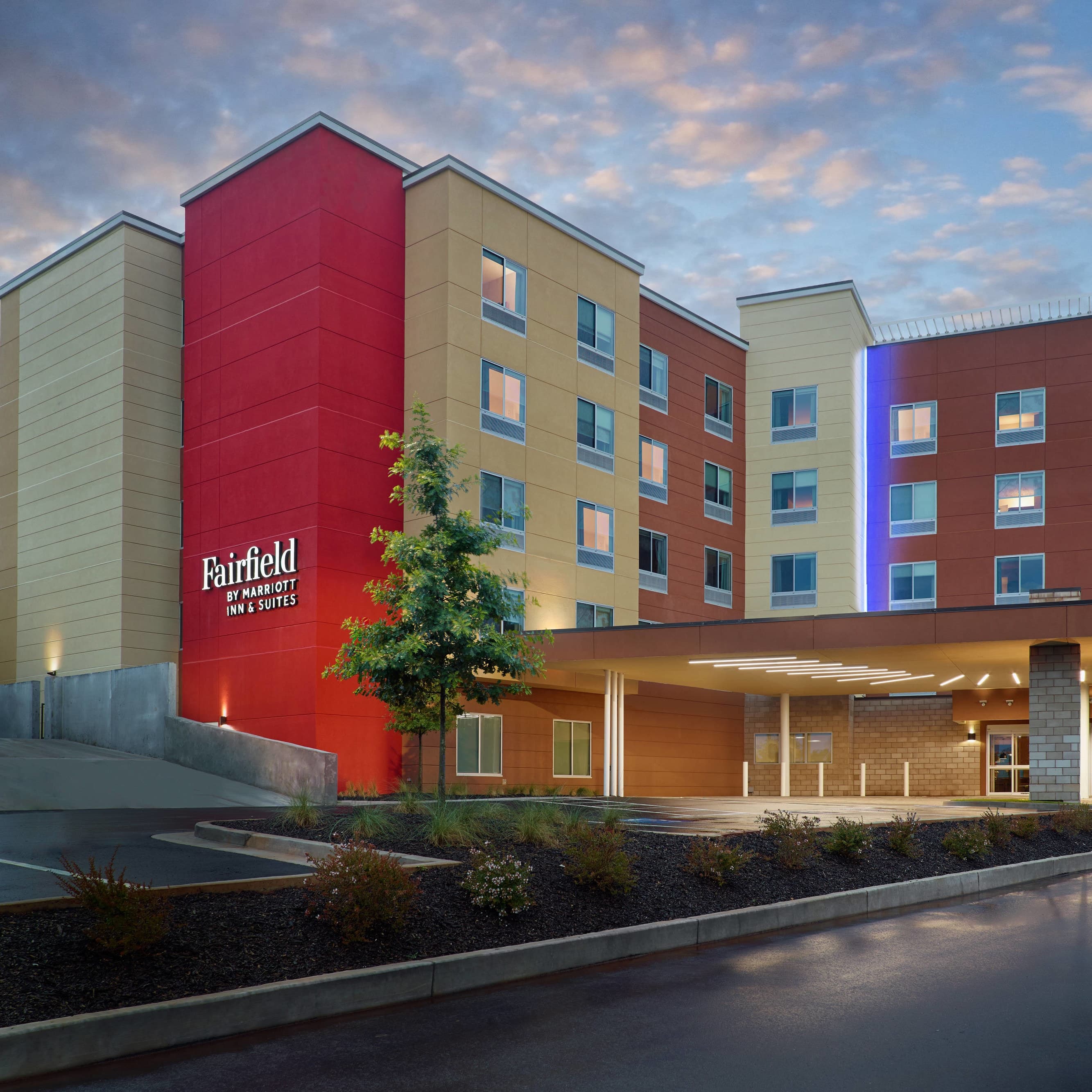 Fairfield Inn & Suites Athens-University Area - Image 1