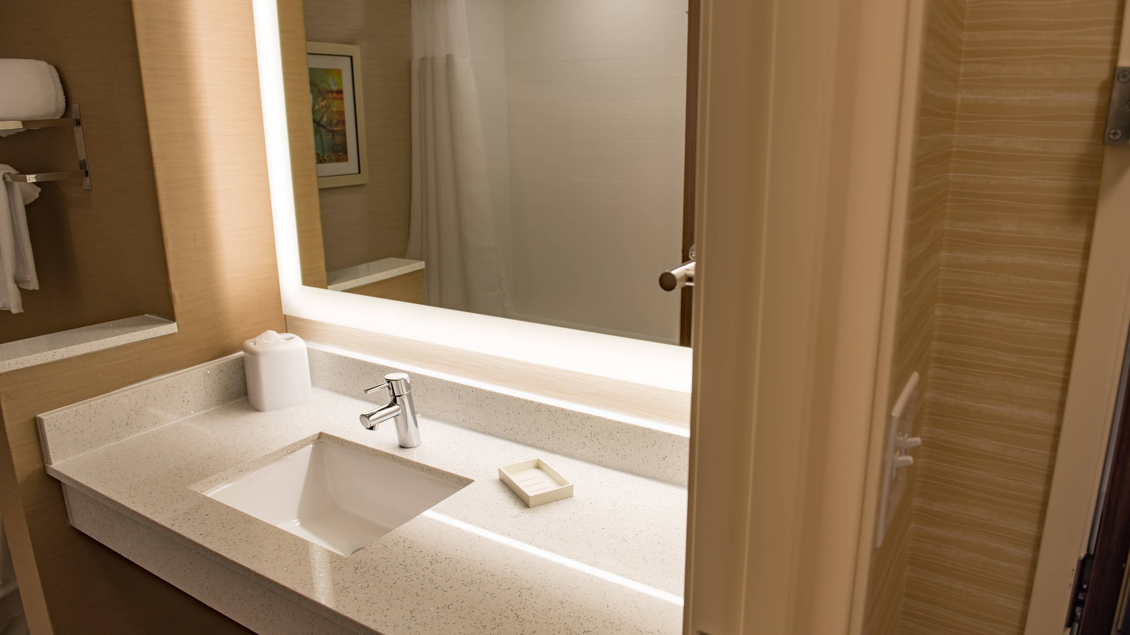 Fairfield Inn & Suites Anderson - Image 4