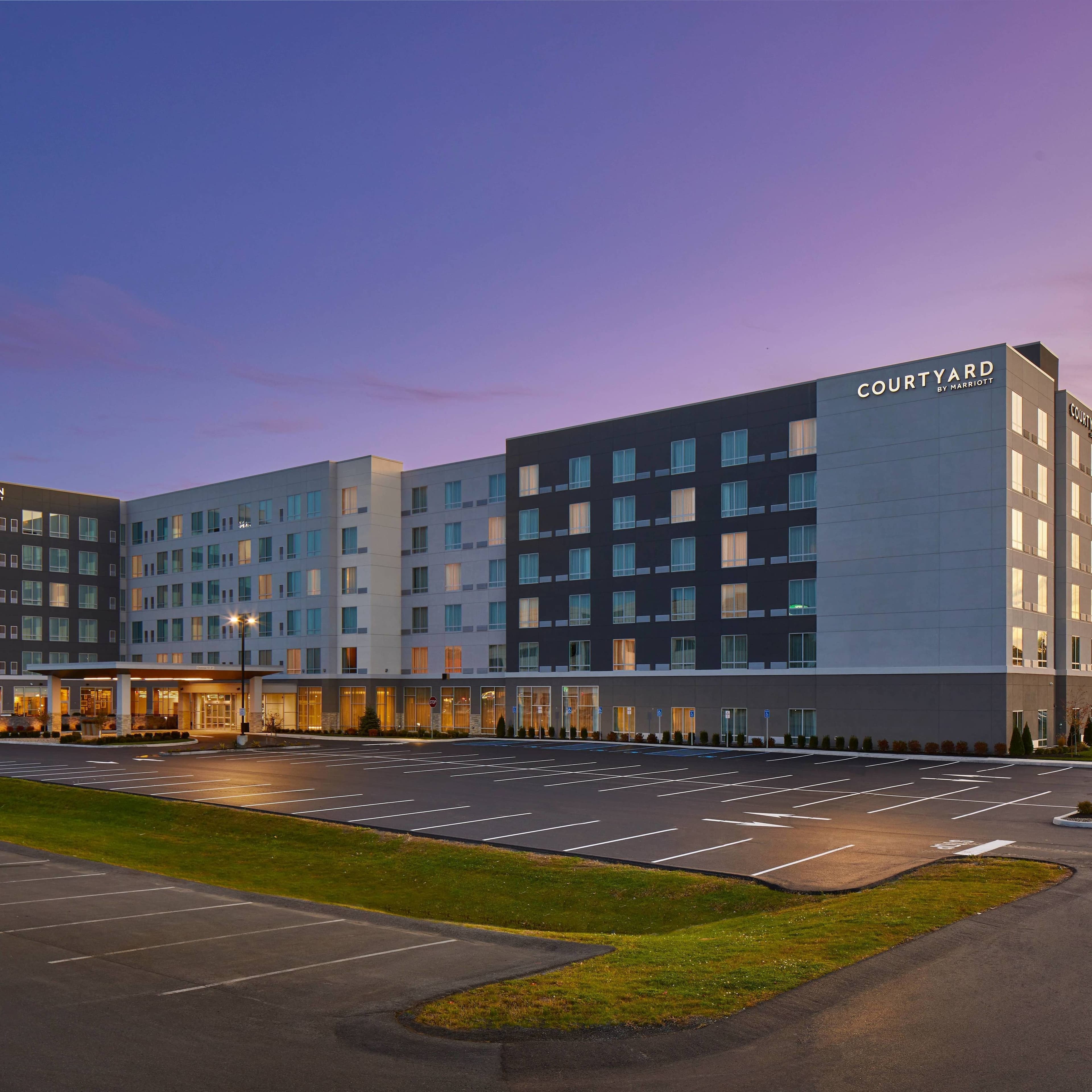 Courtyard Albany Airport - Image 1