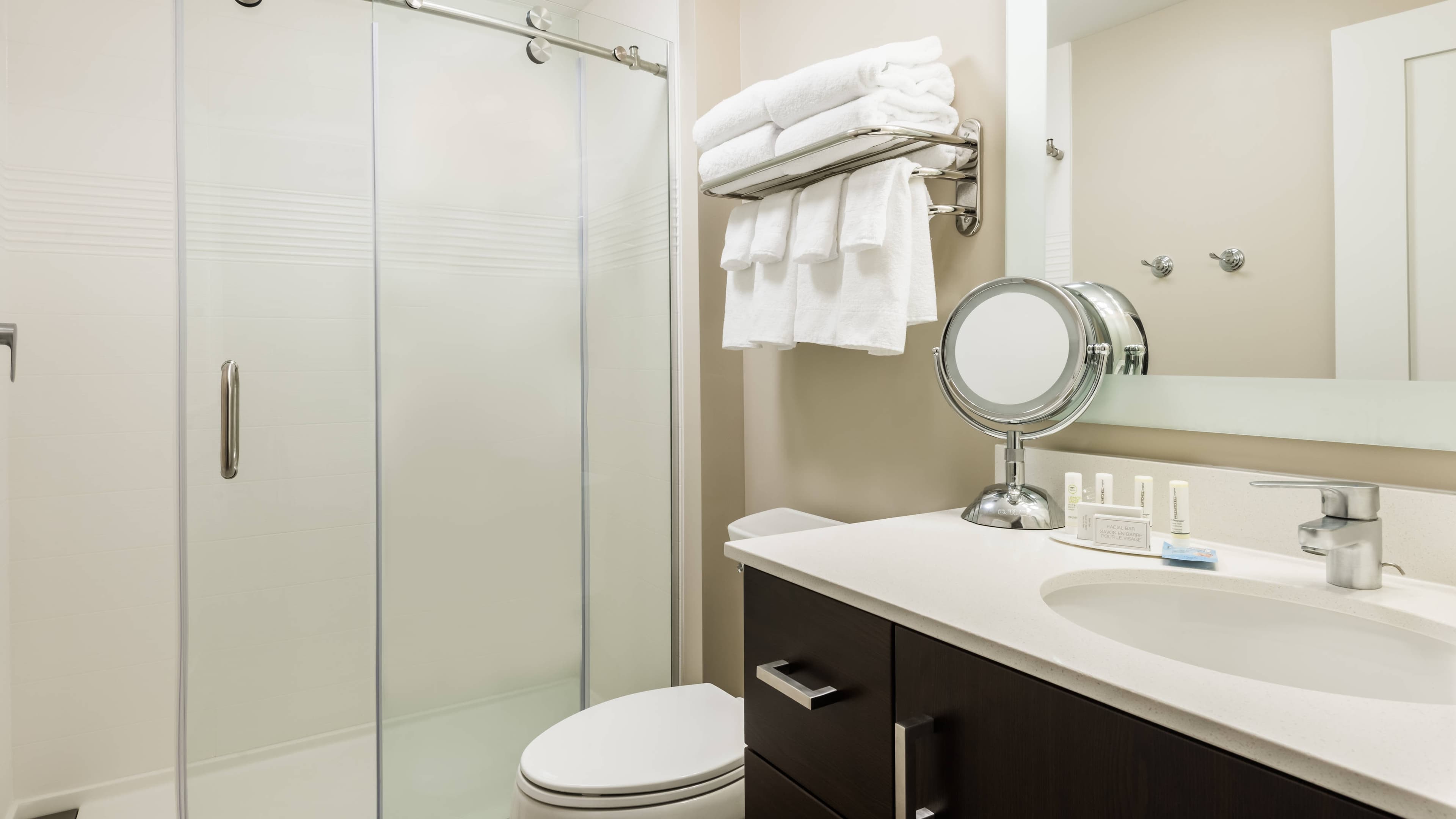 Studio King Suite - Image 5