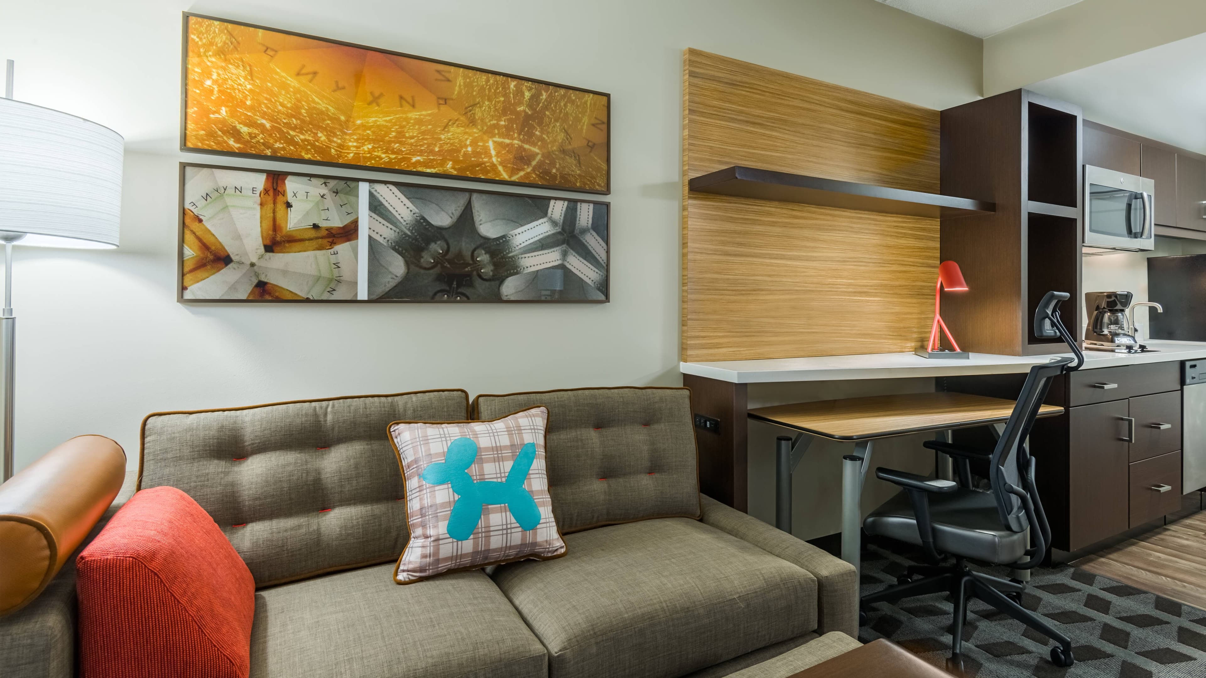 Studio King Suite - Image 3