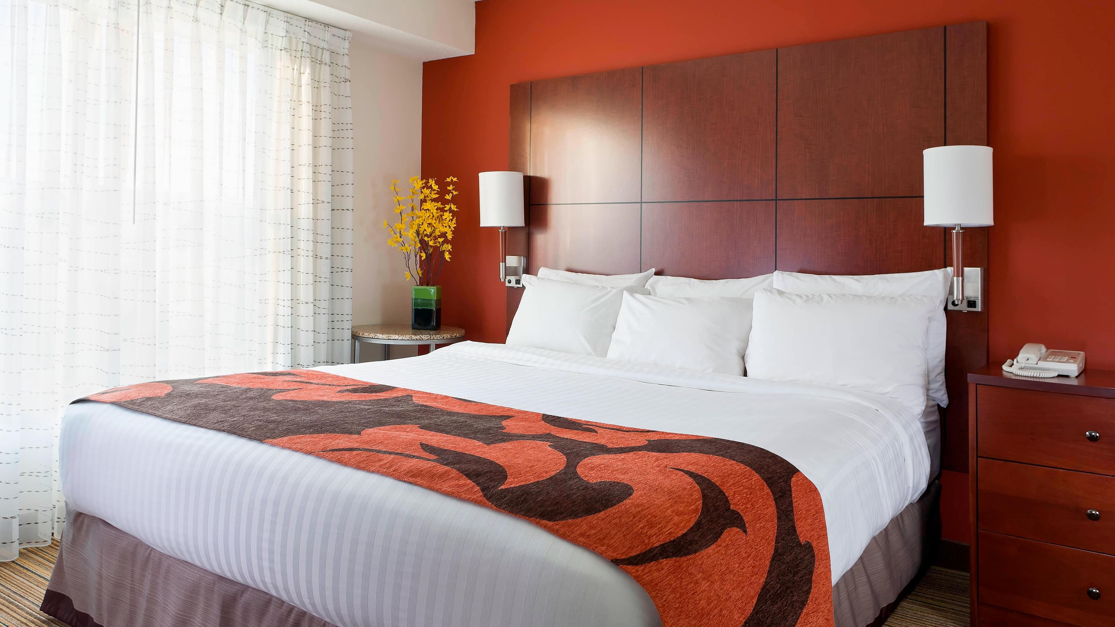 1 Bedroom Suite - Image 3