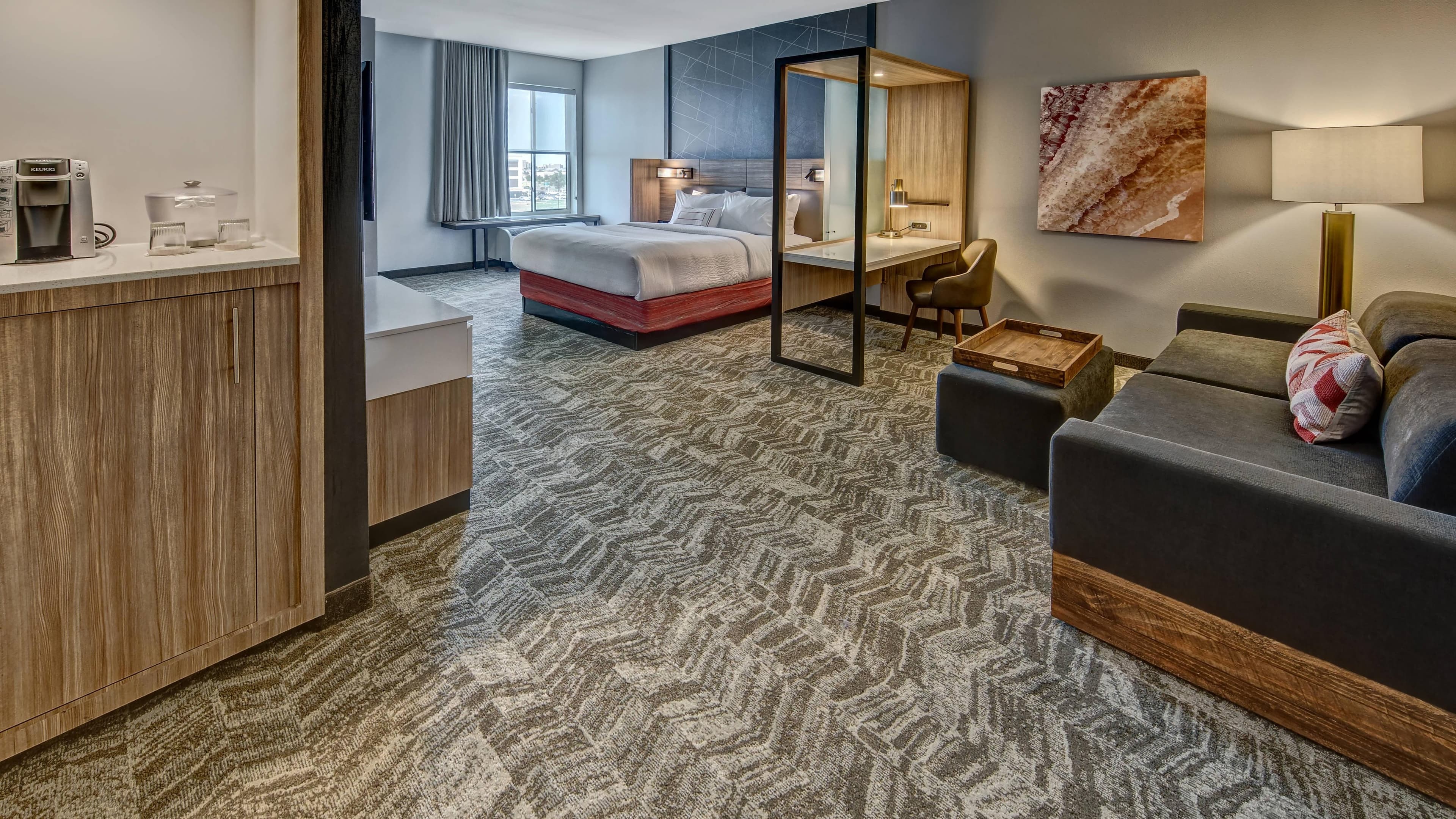 Suite - Image 2