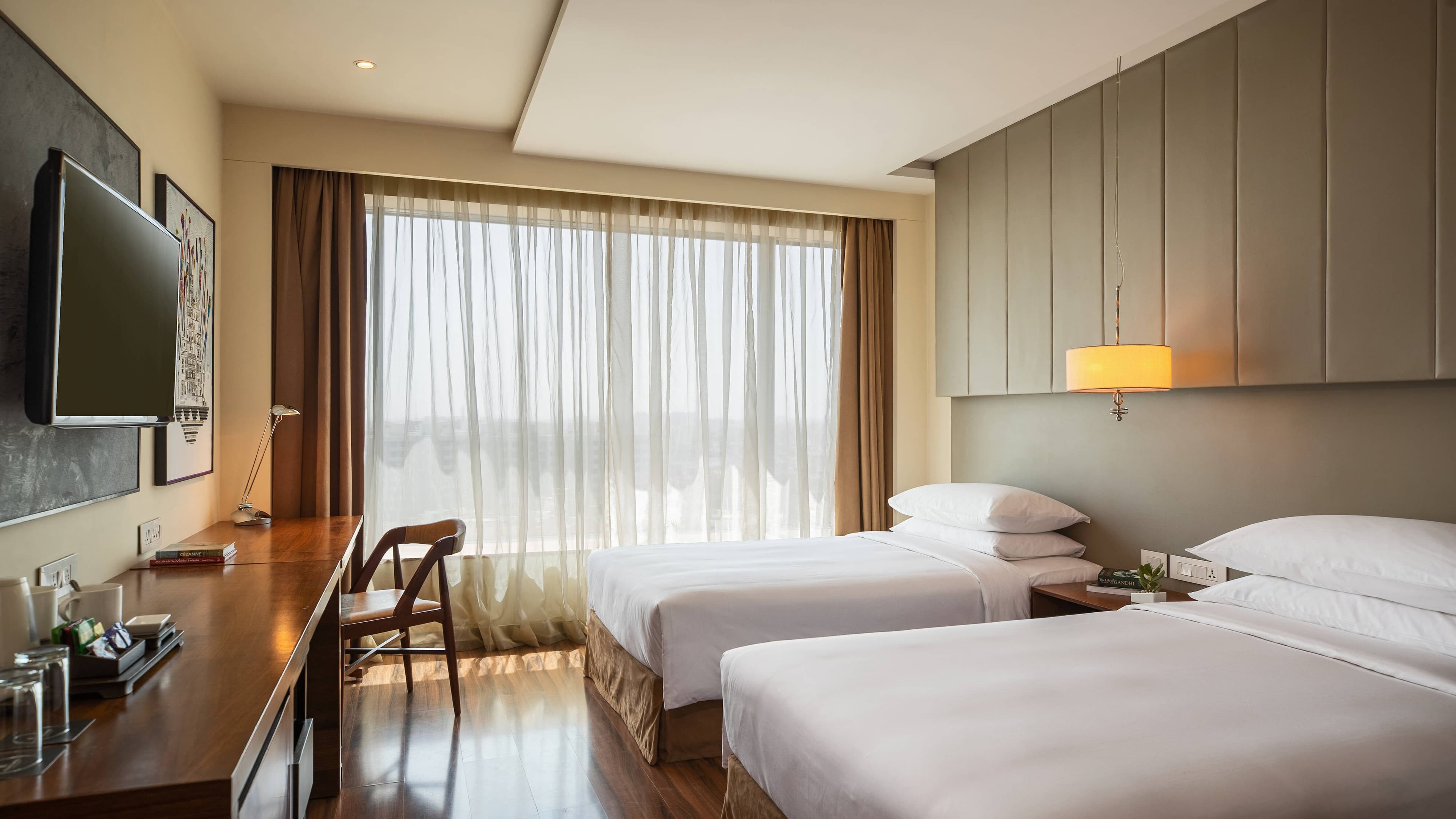 Renaissance Ahmedabad Hotel — 10