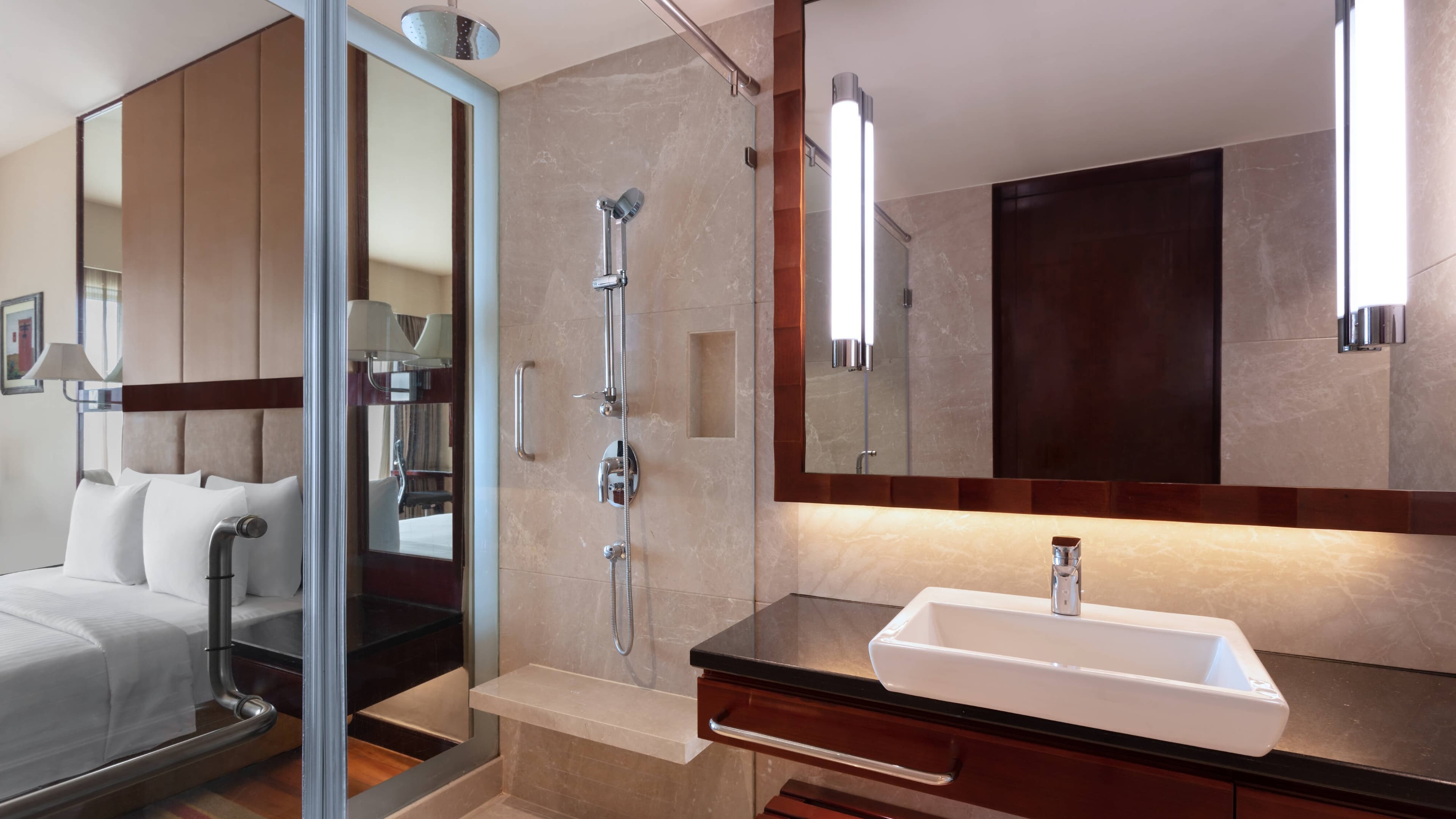 Courtyard Ahmedabad - Image 3