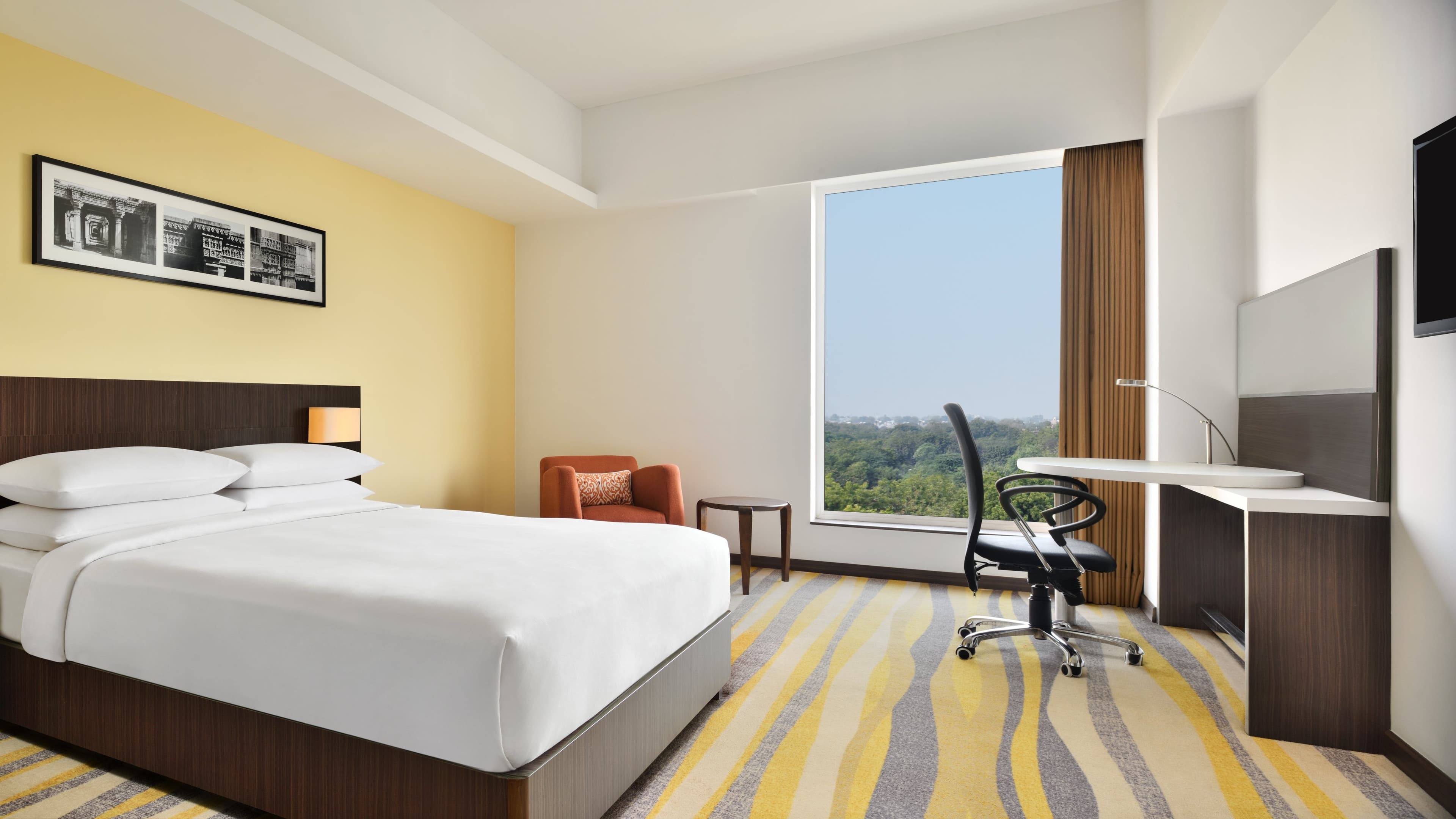 Fairfield by Marriott Ahmedabad - Image 2