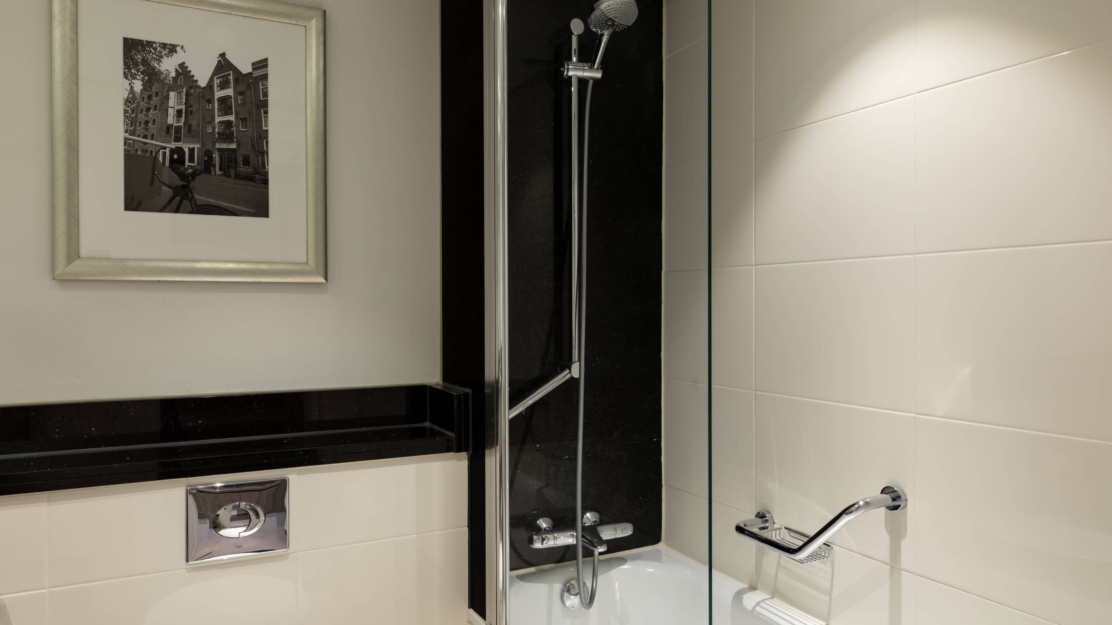 Amsterdam Marriott Hotel — 13