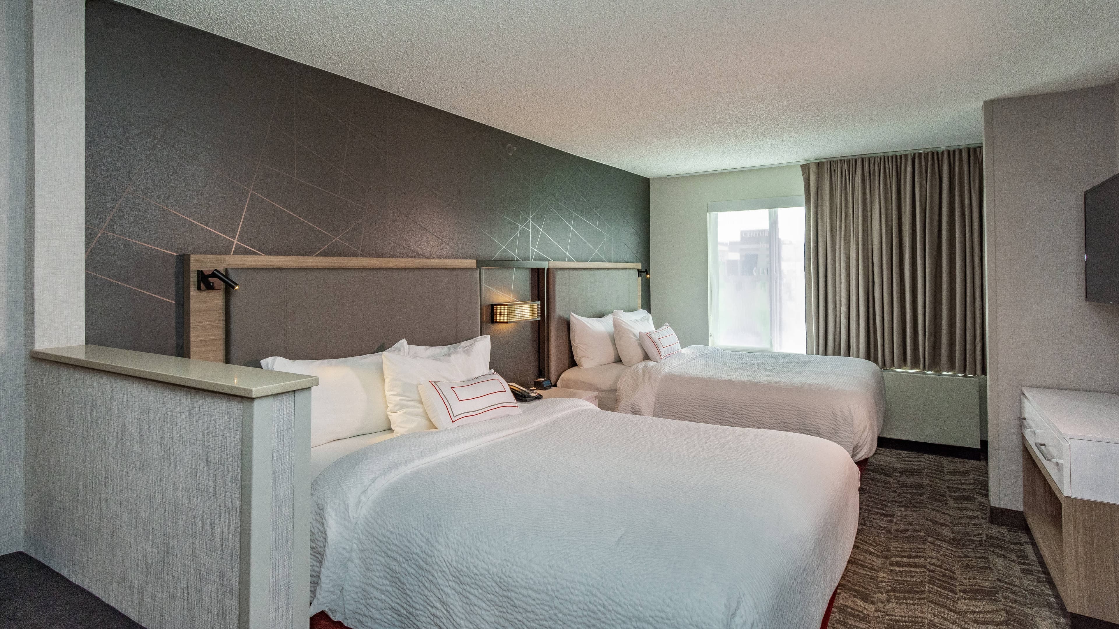 SpringHill Suites Anchorage Midtown - Image 3