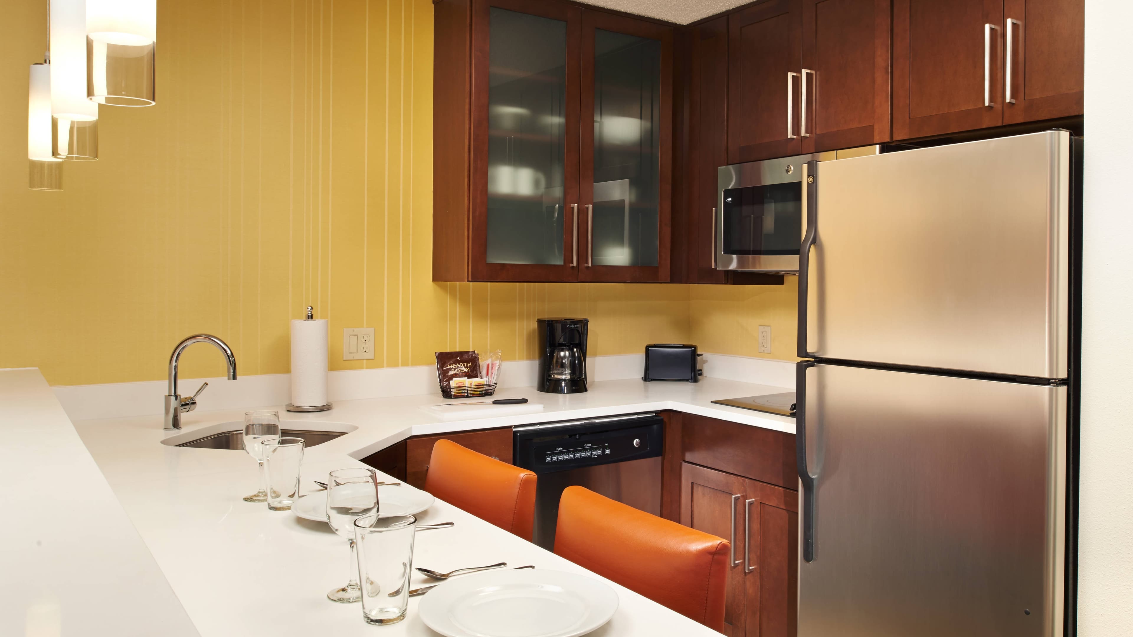 1 Bedroom Suite - Image 9