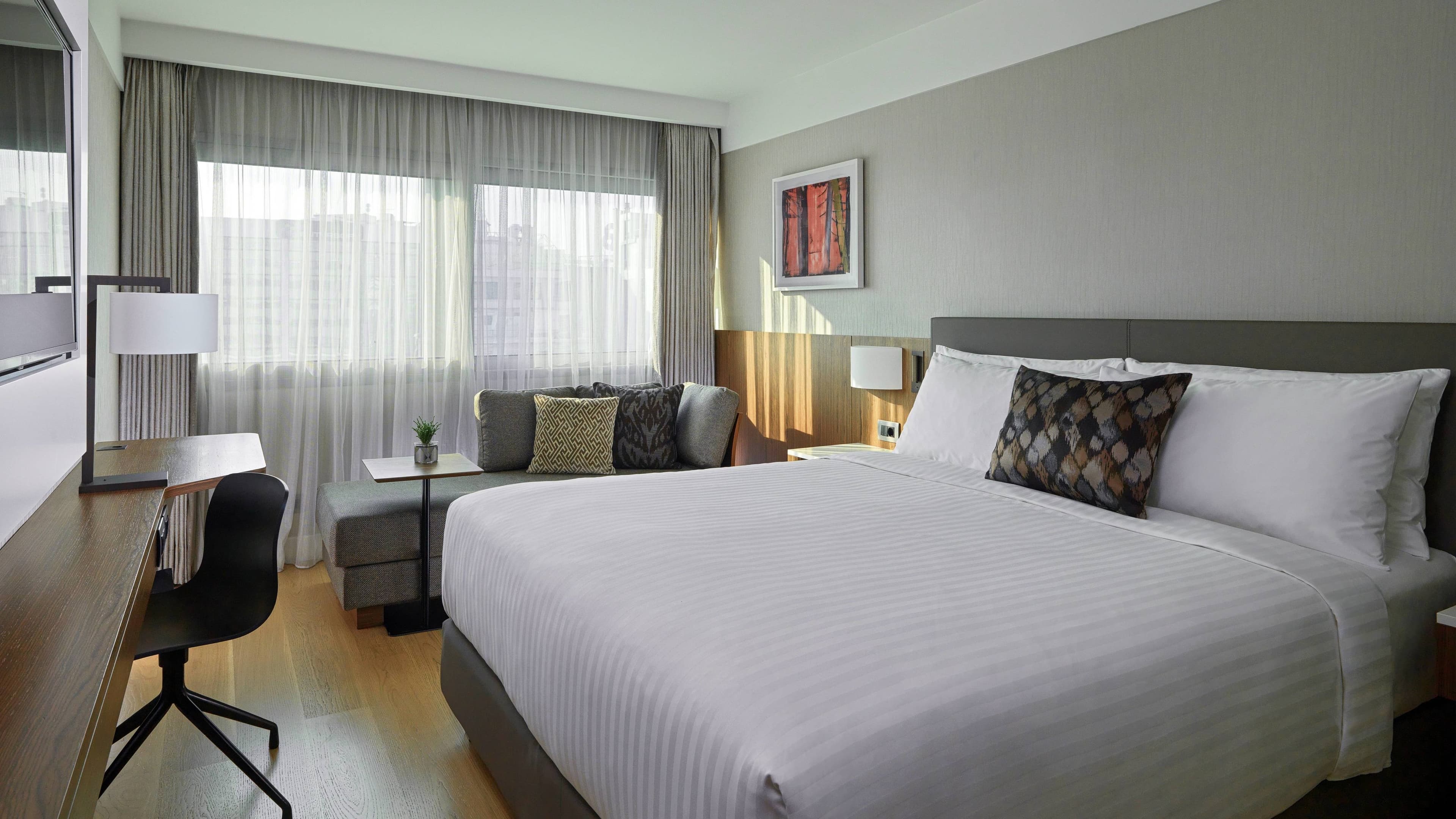 Athens Marriott Hotel - Image 2