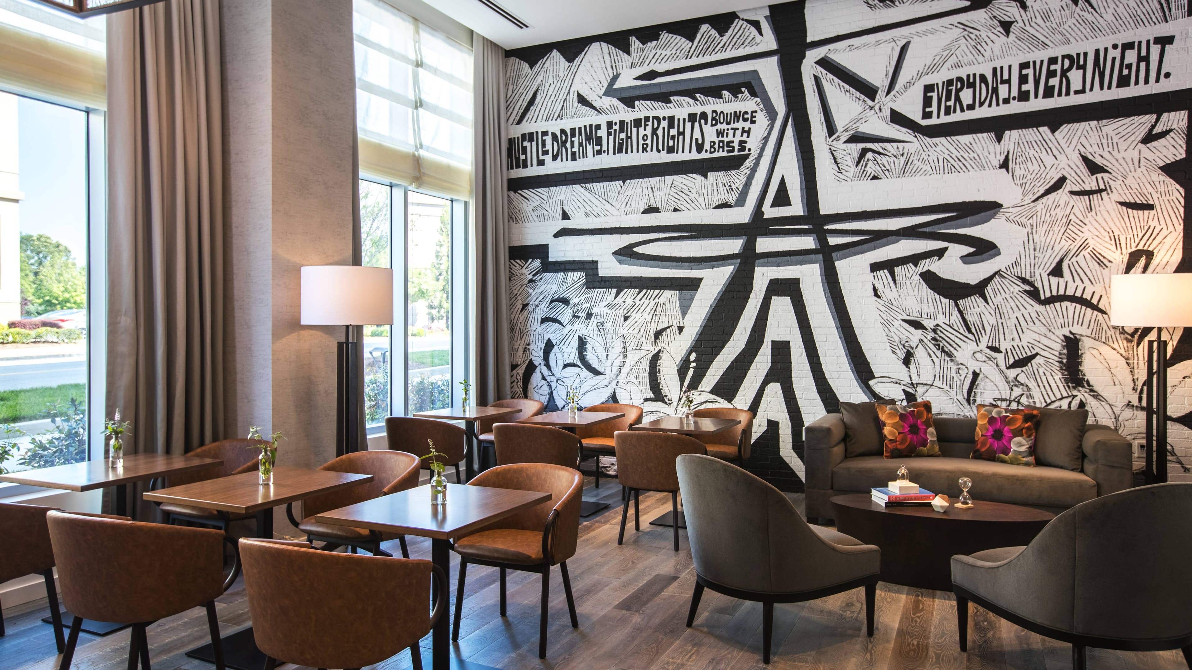 Renaissance Atlanta Airport Gateway Hotel - Image 4