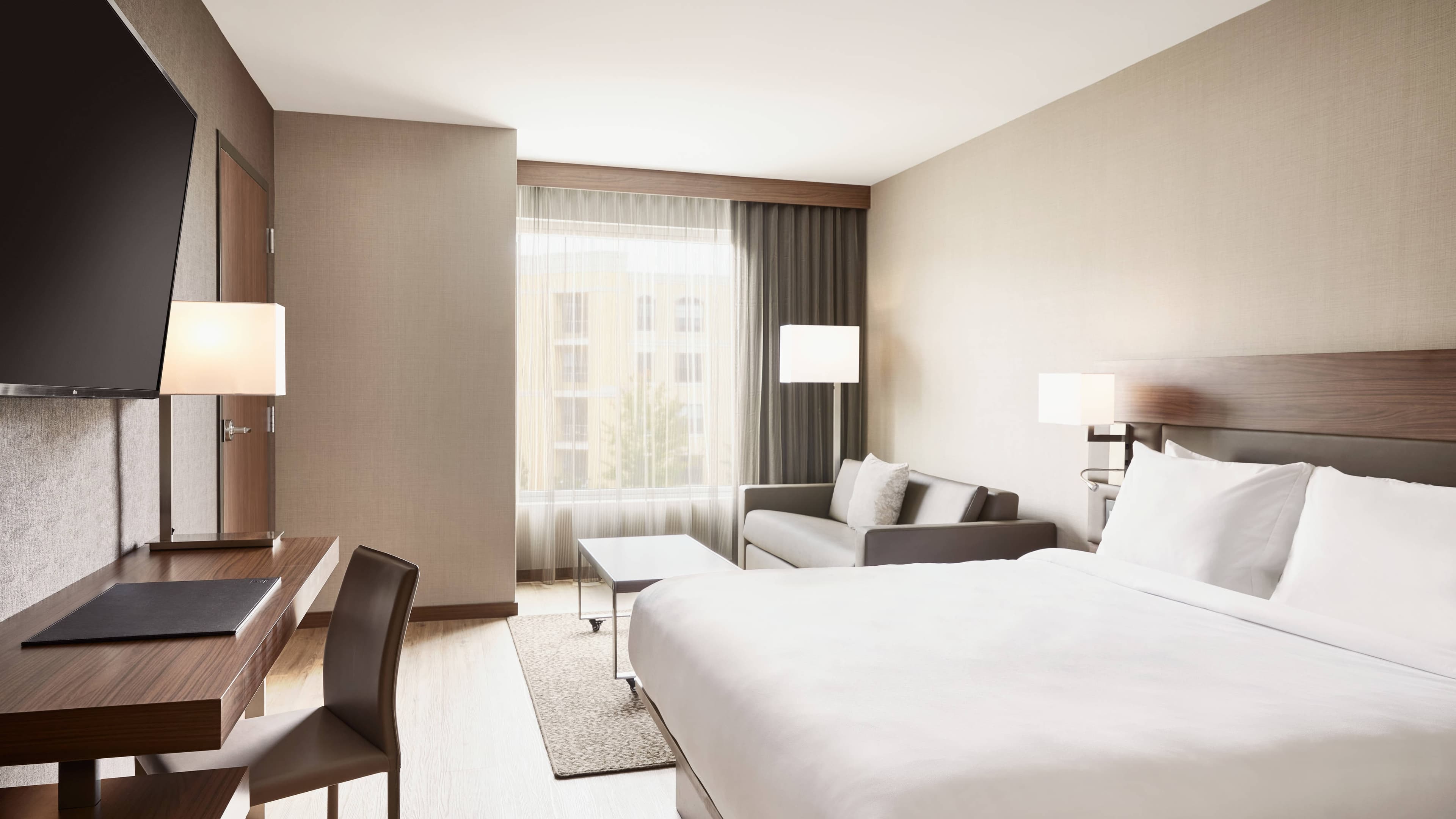 AC Hotel Atlanta Perimeter — 16