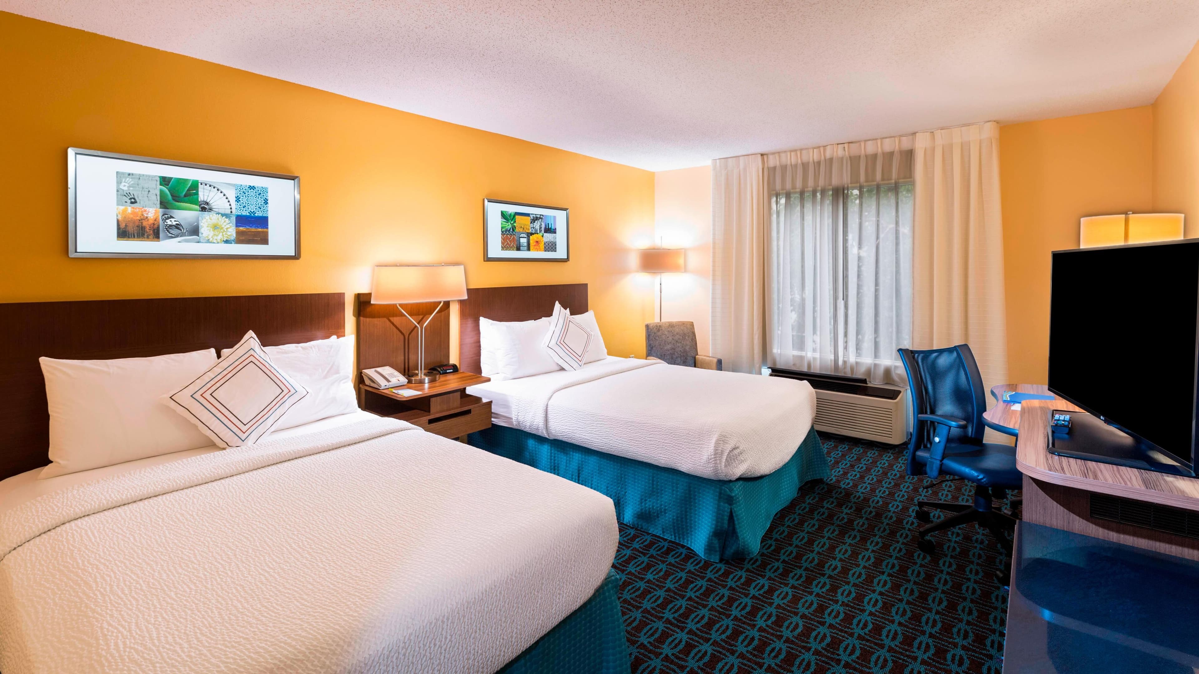 Fairfield Inn & Suites Atlanta Buckhead - Image 2