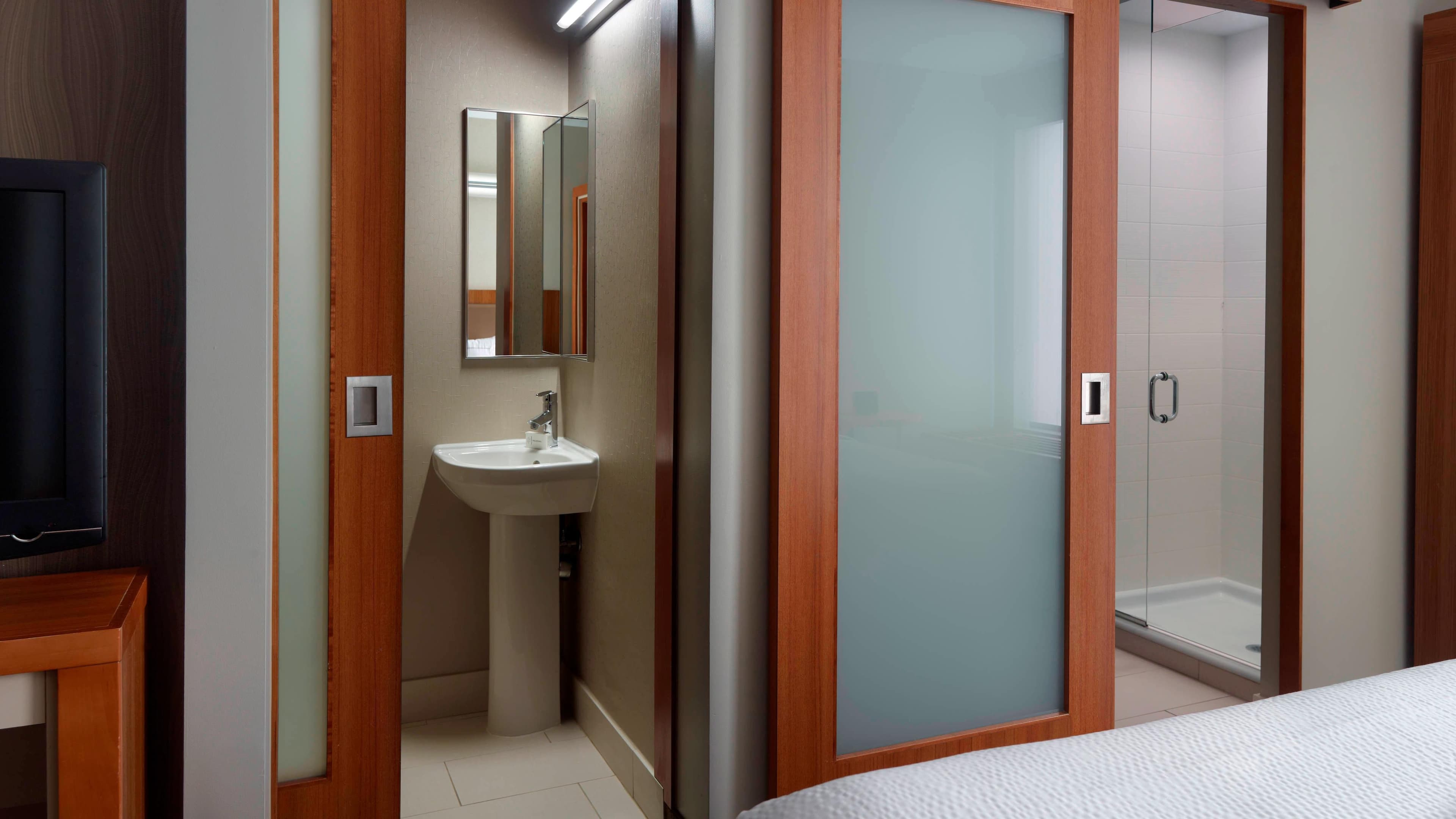 Suite - Image 4
