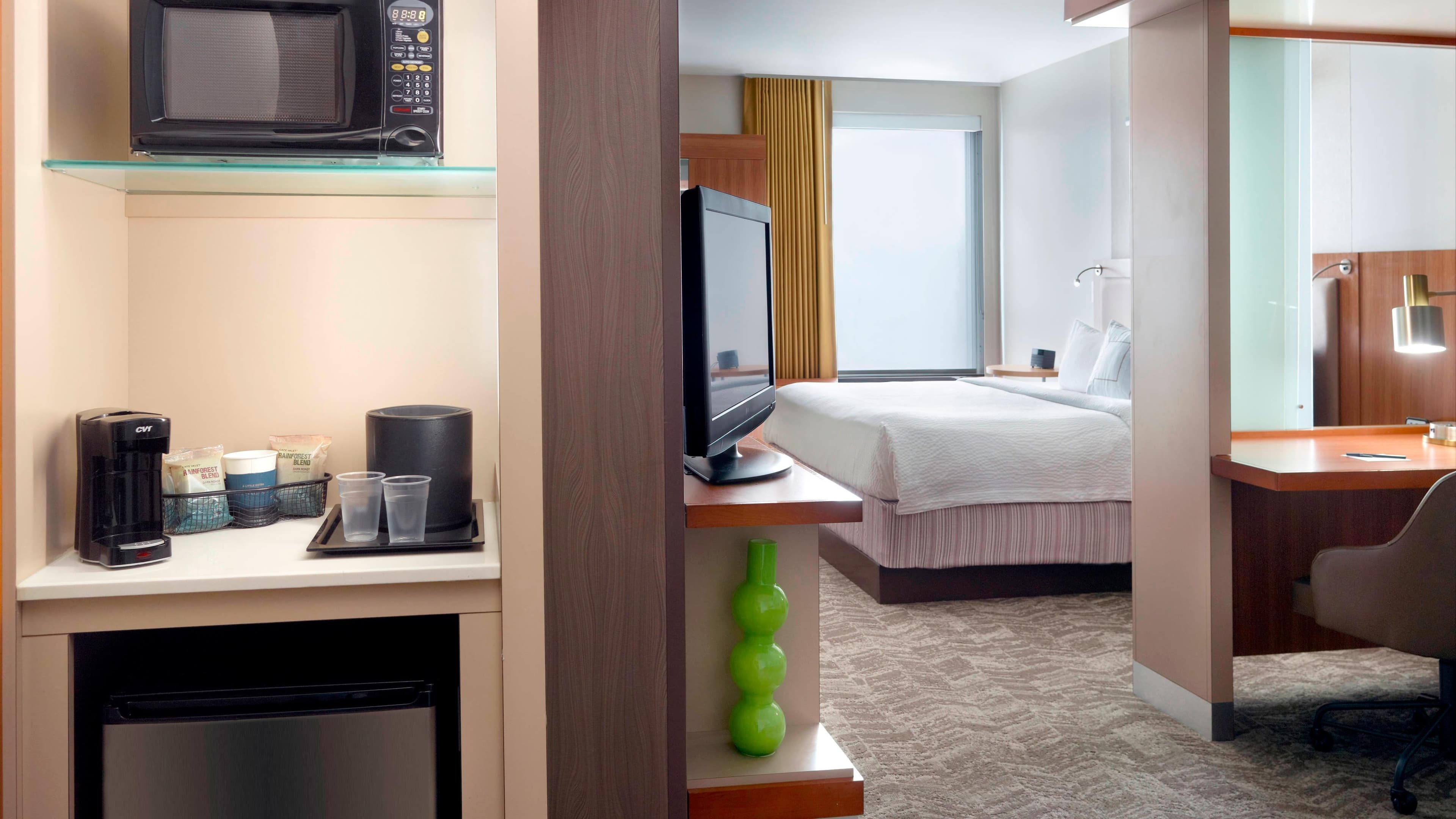 Suite - Image 3