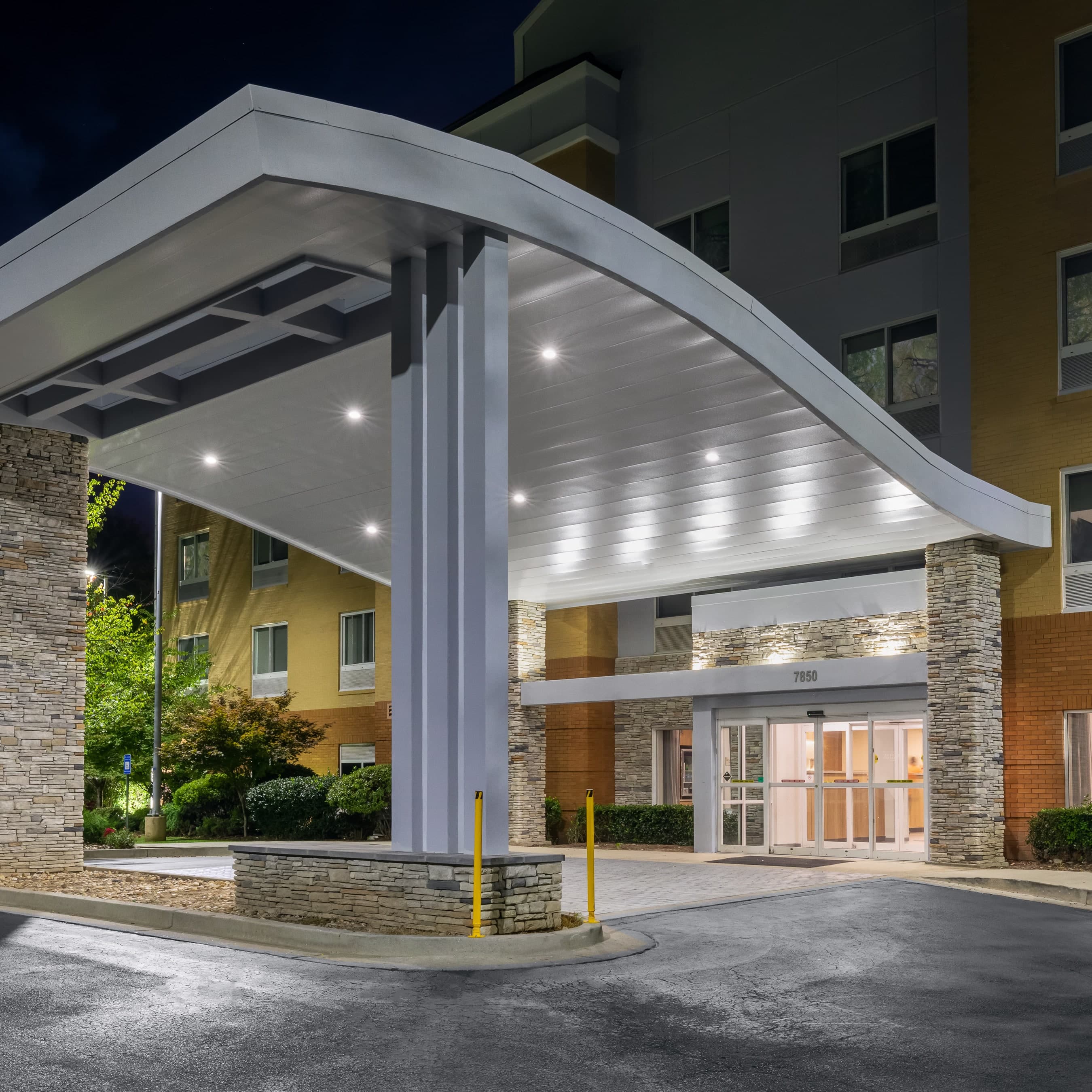 Fairfield Inn & Suites Atlanta Stonecrest - Image 1