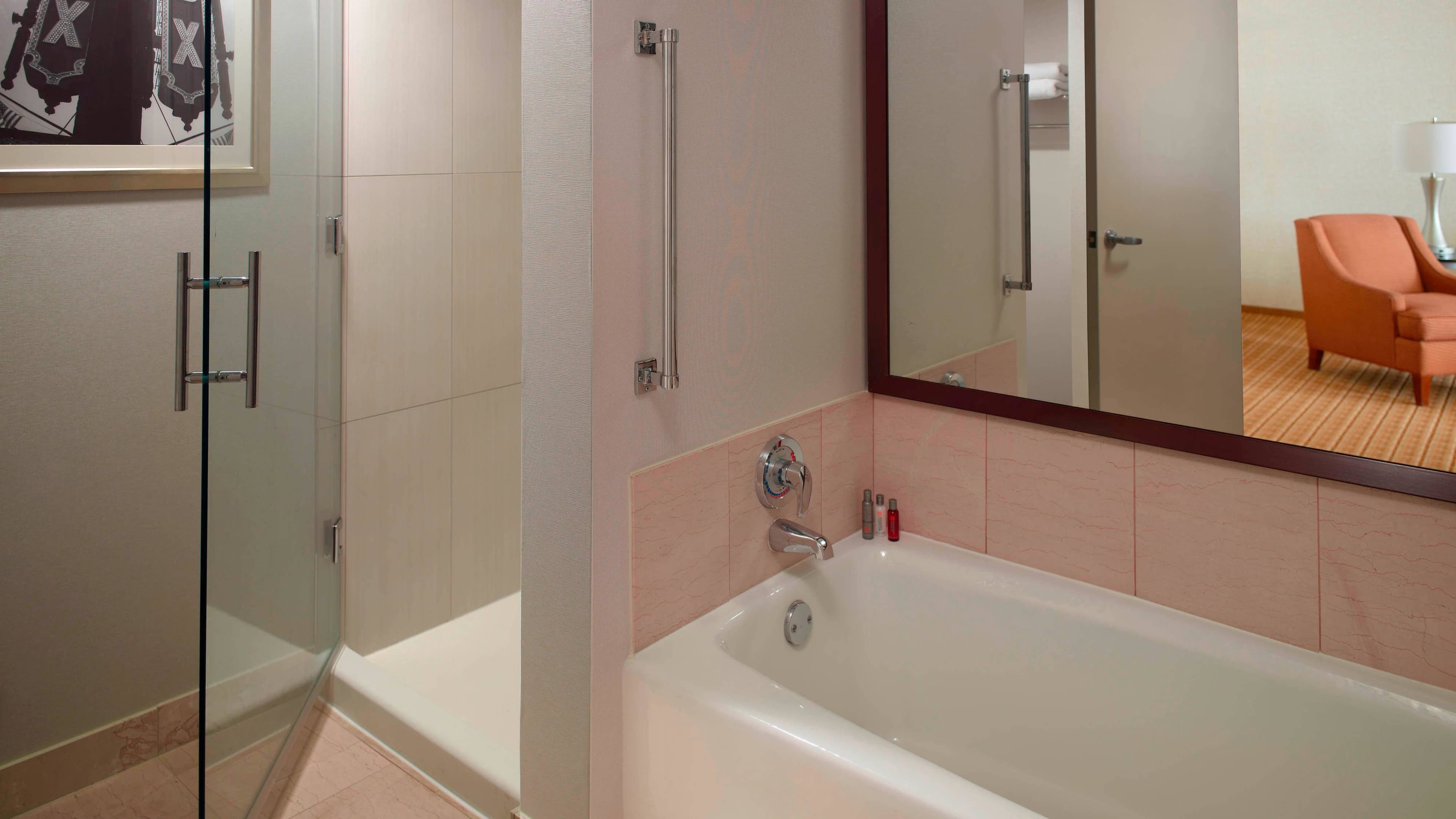1 Bedroom Suite - Image 8