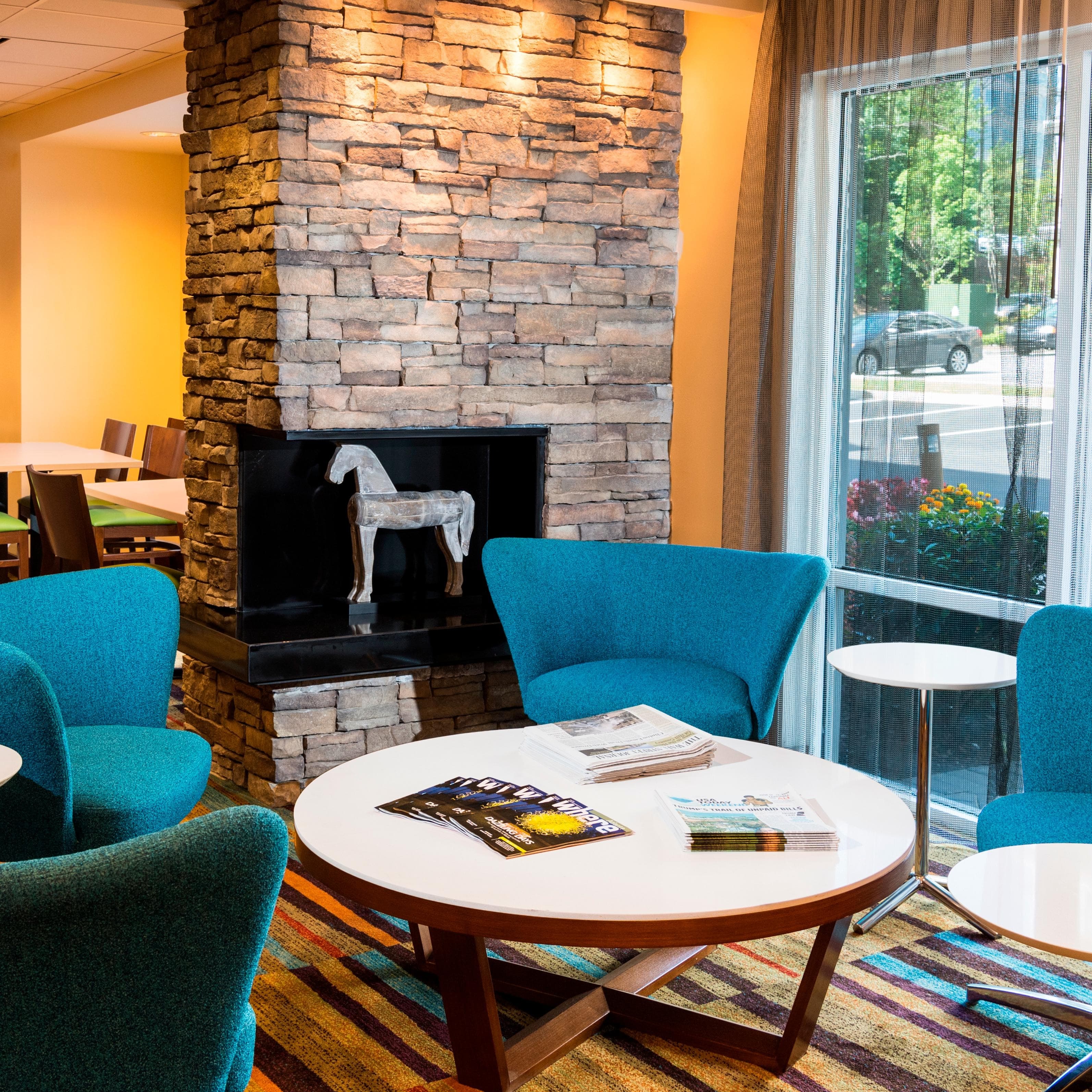 Fairfield Inn & Suites Atlanta Perimeter Center - Image 1