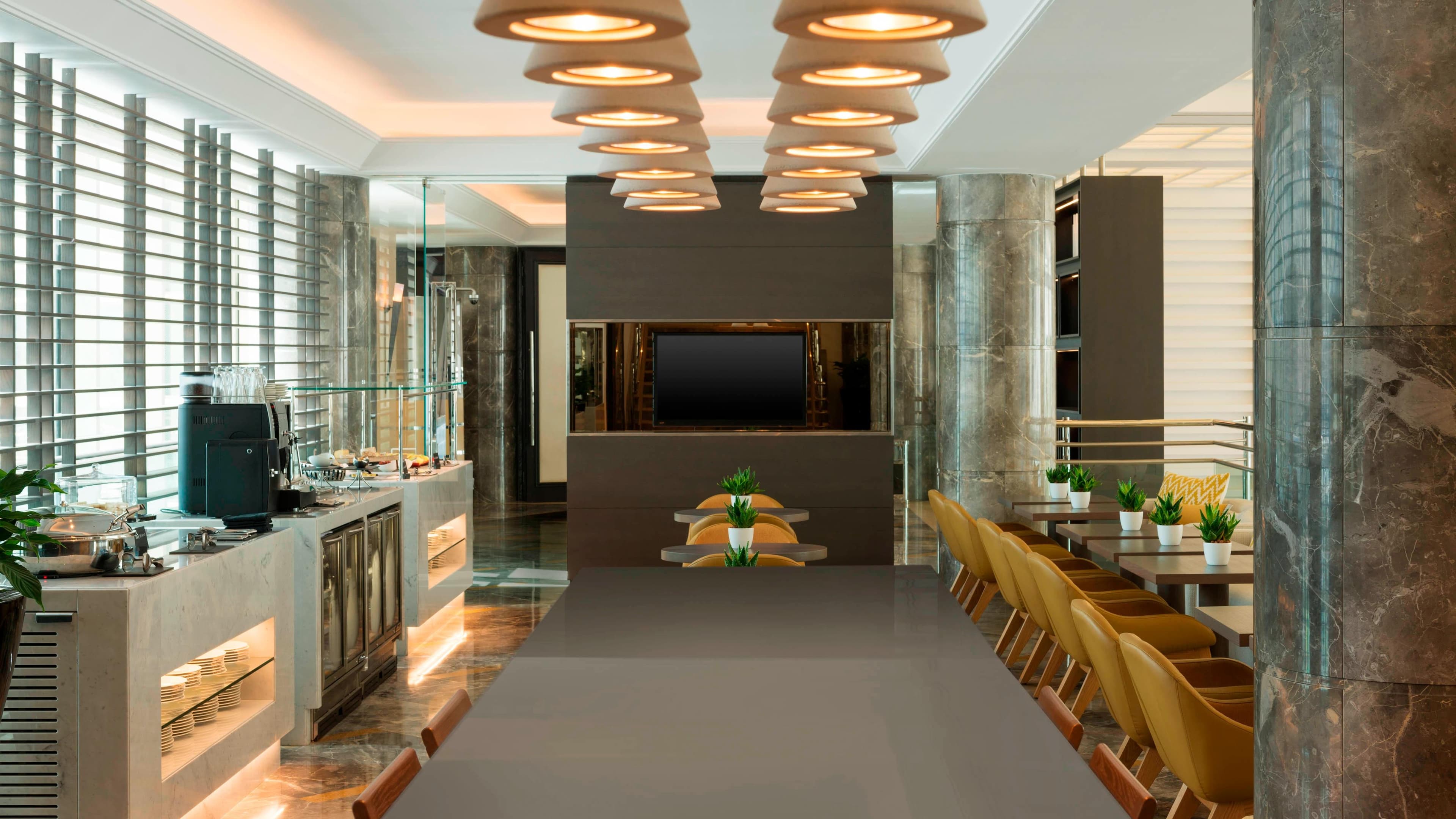 Le Royal Room - Image 4