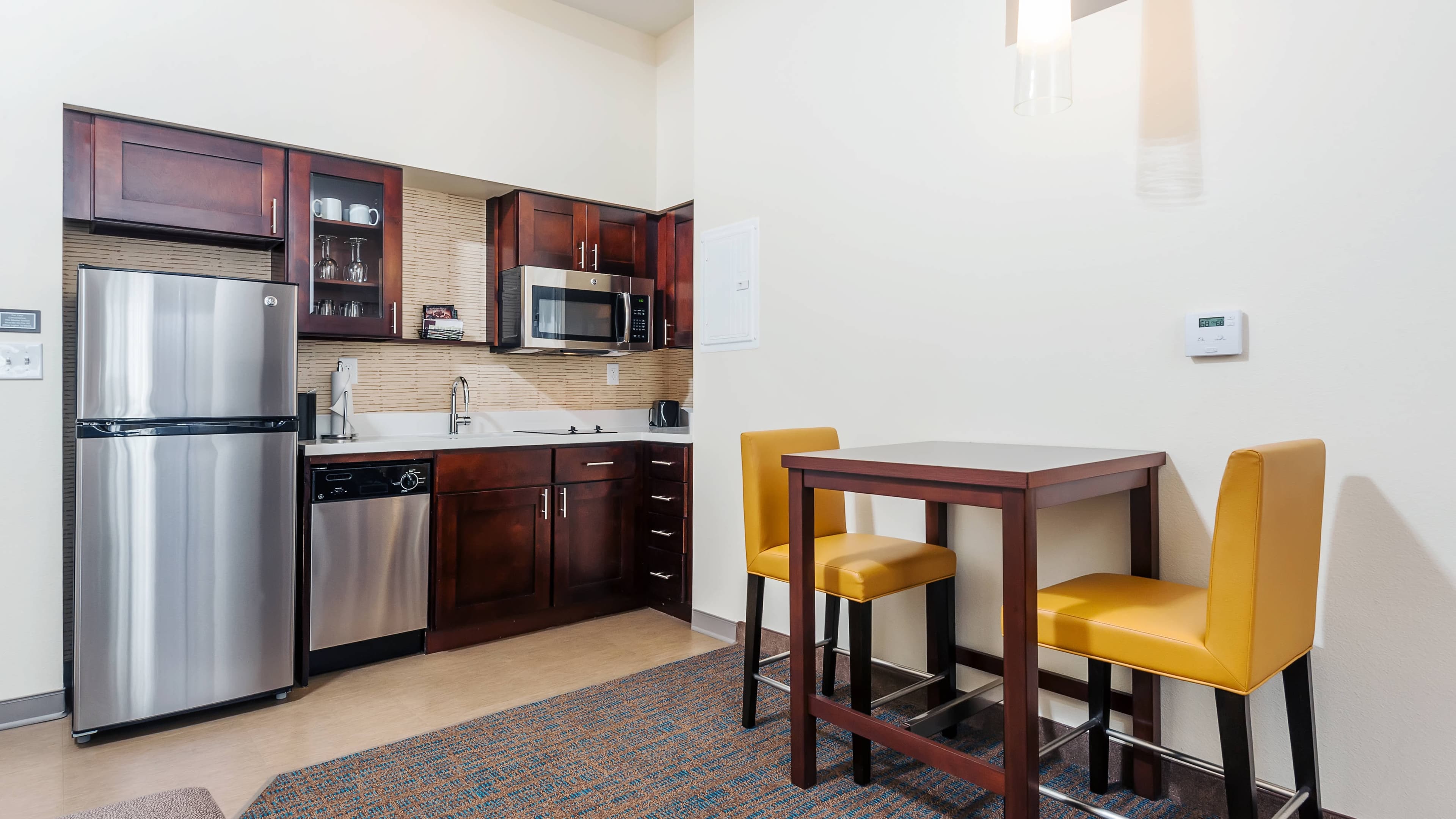 Studio Suite Table - Image 1