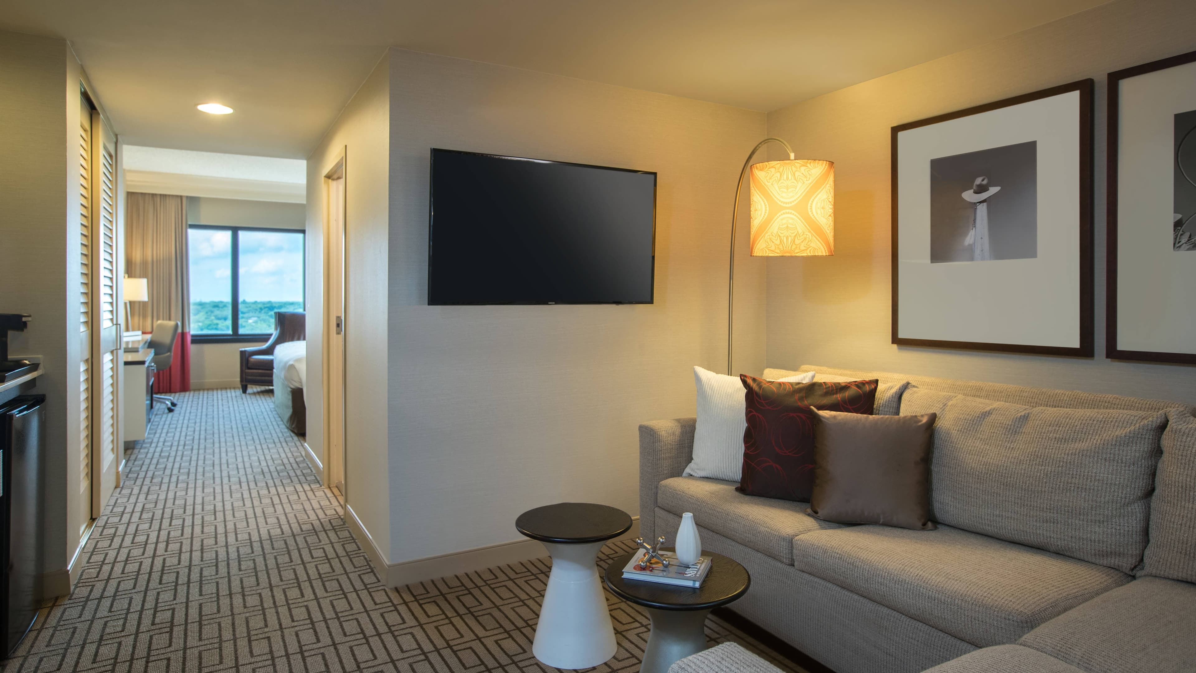 Renaissance Austin Hotel — 8