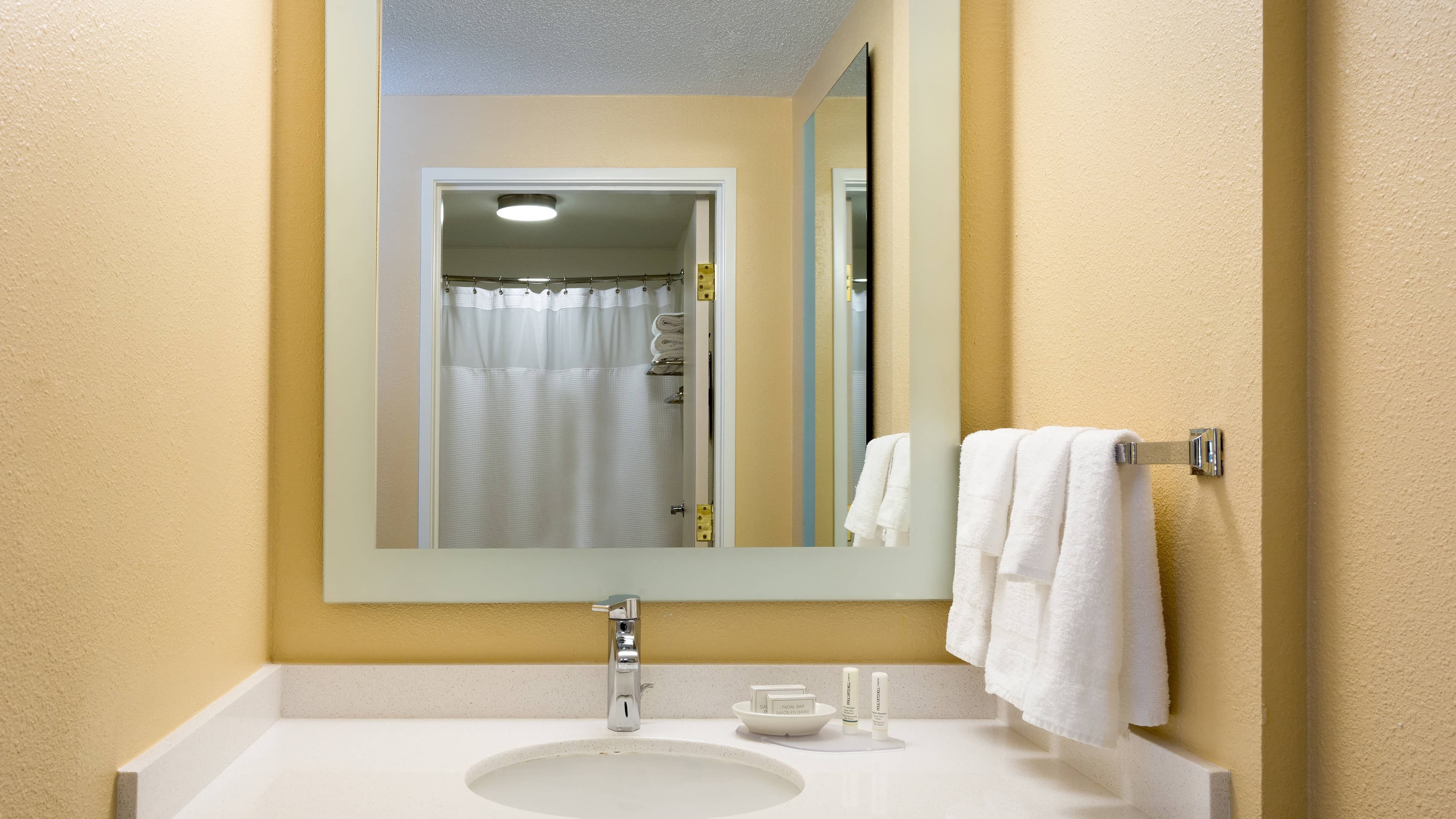 Suite - Image 3