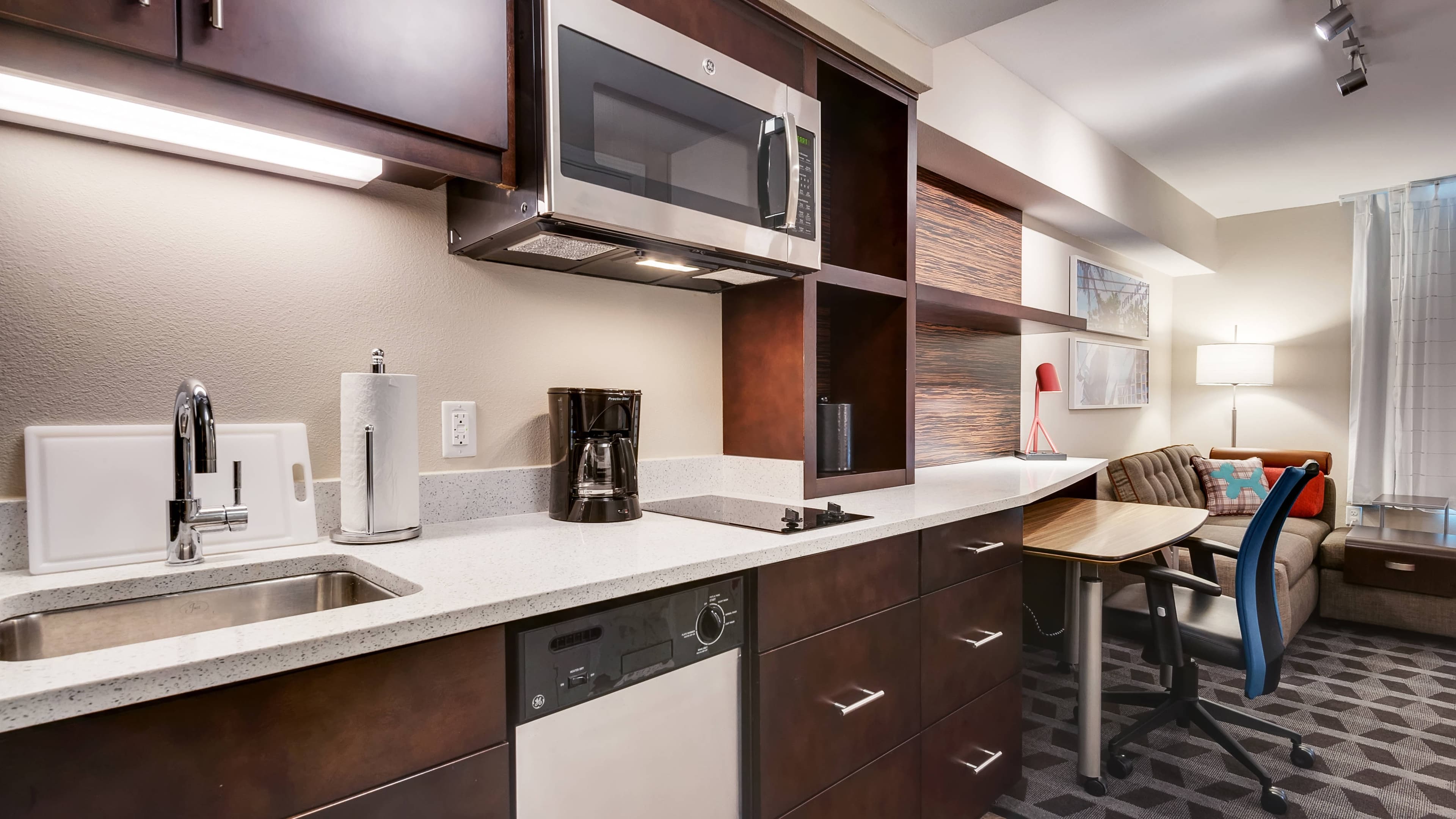 TownePlace Suites Austin Parmer/Tech Ridge - Image 4