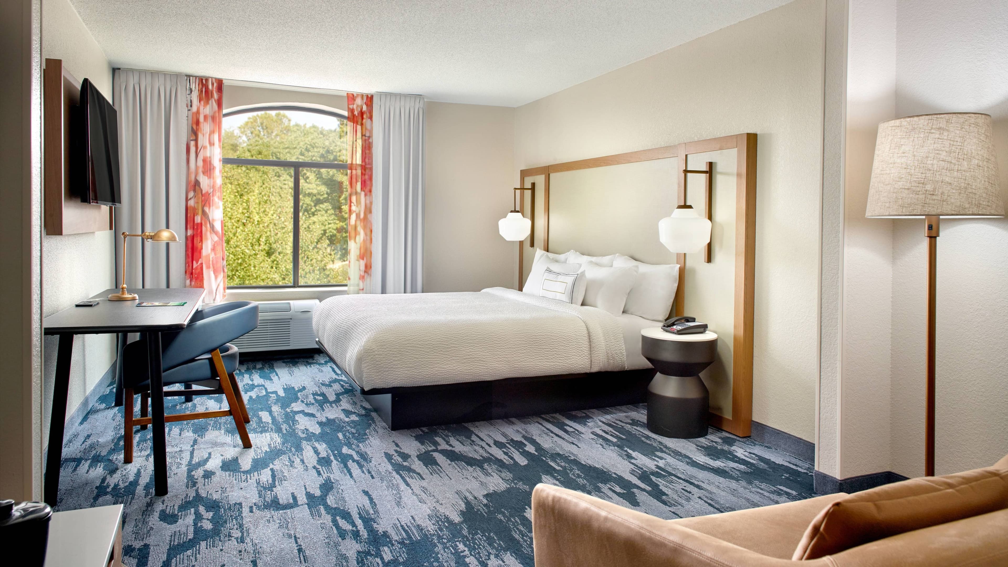 Fairfield Inn & Suites Asheville Outlets — 7
