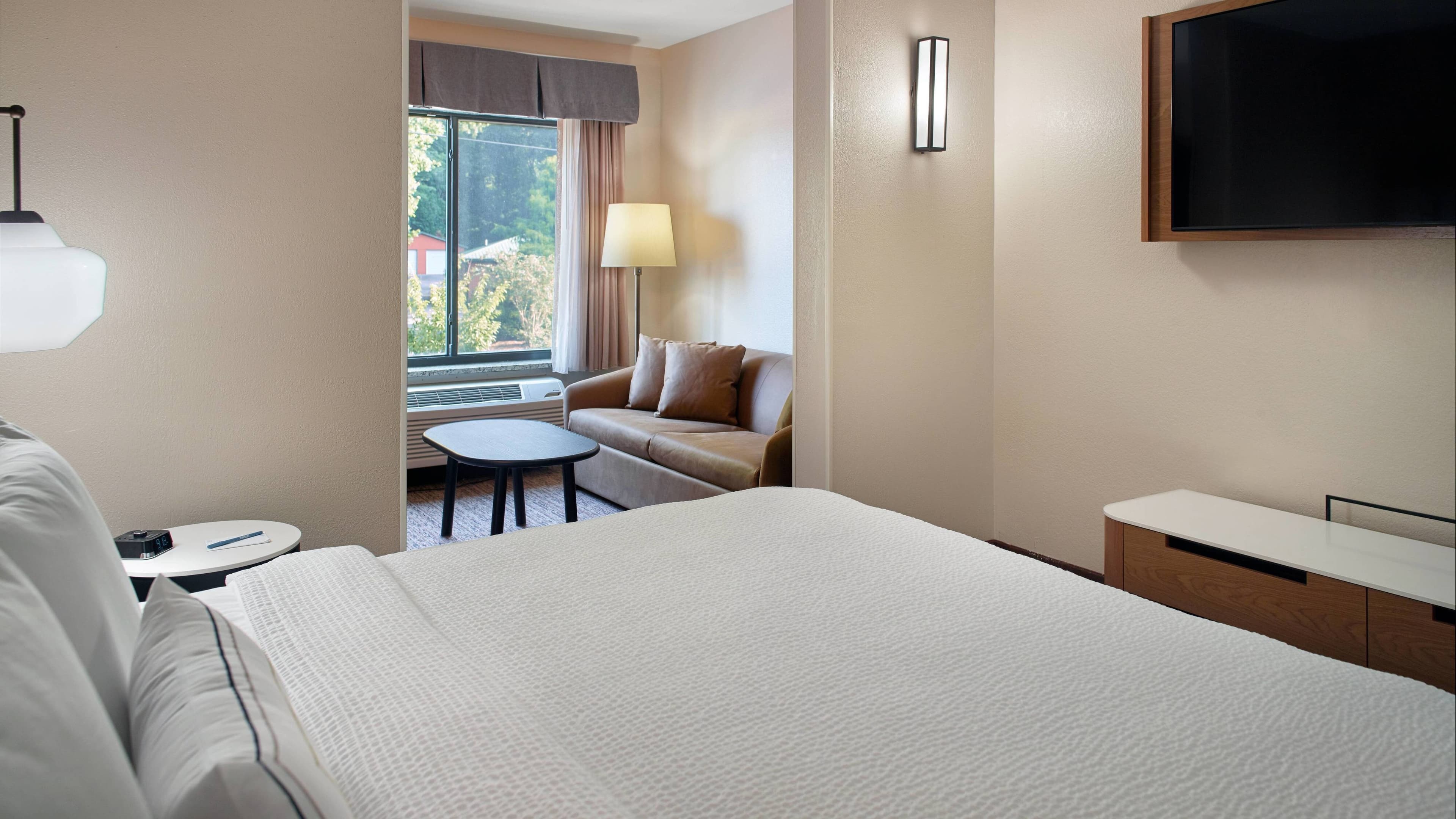 Fairfield Inn & Suites Asheville Airport/Fletcher - Image 3