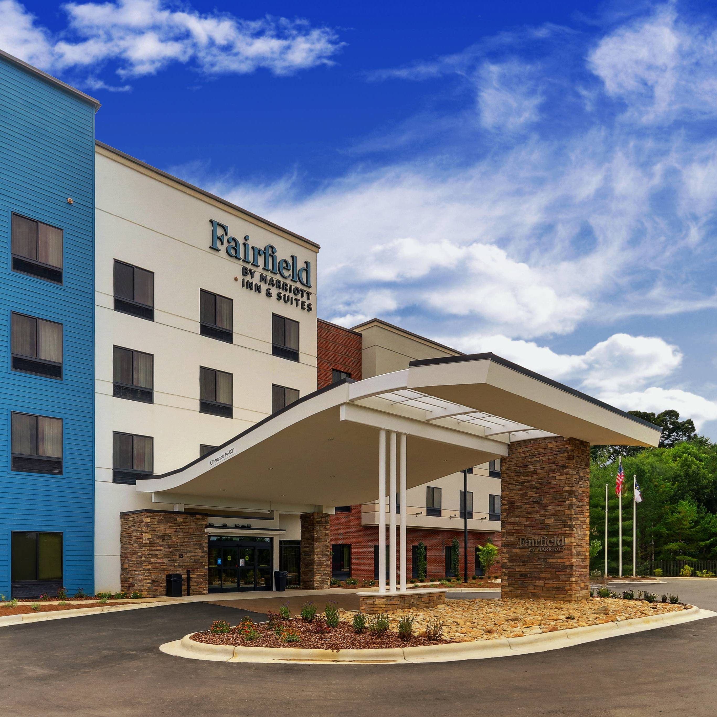 Fairfield Inn & Suites Asheville Weaverville - Image 1