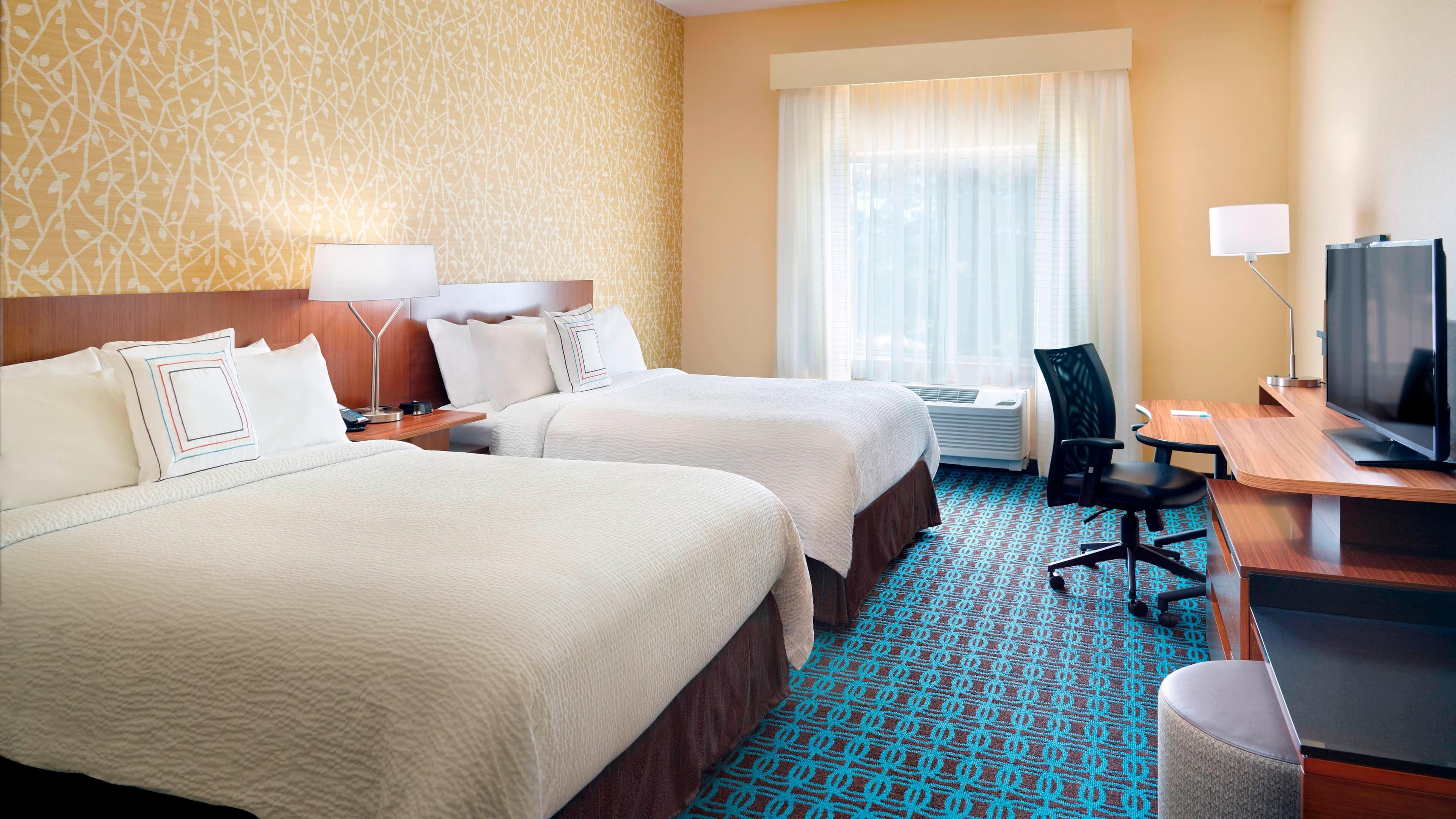 Fairfield Inn & Suites Hendersonville Flat Rock — 9
