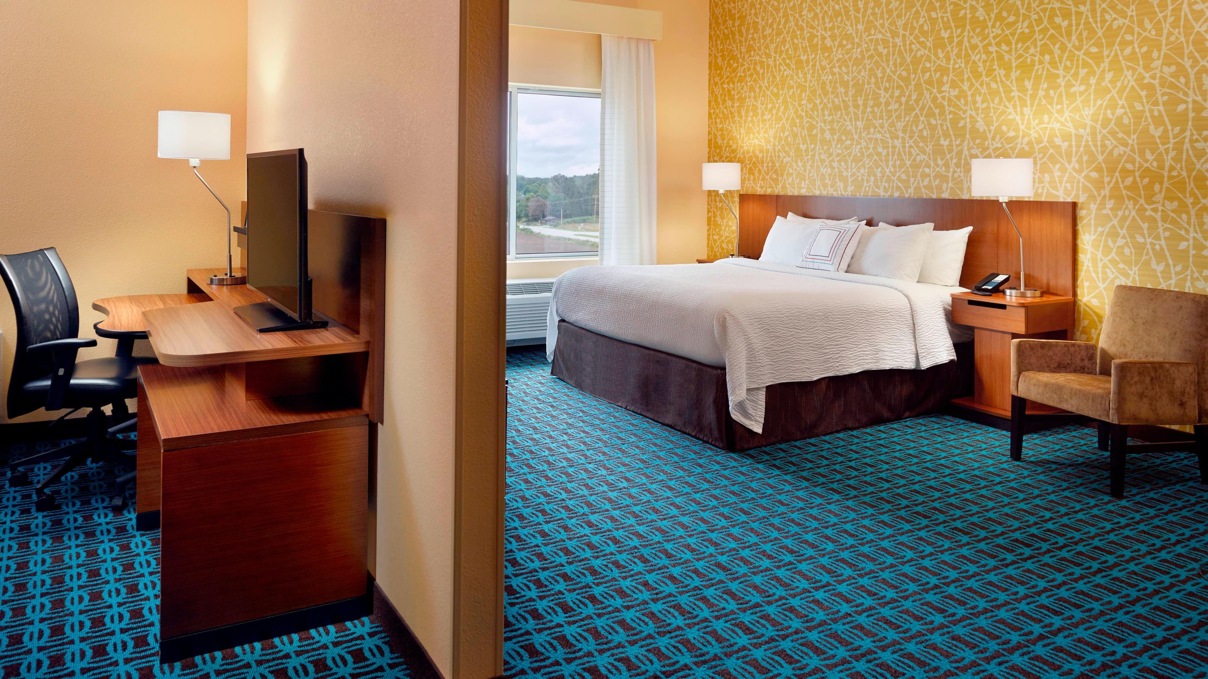 Fairfield Inn & Suites Hendersonville Flat Rock — 7