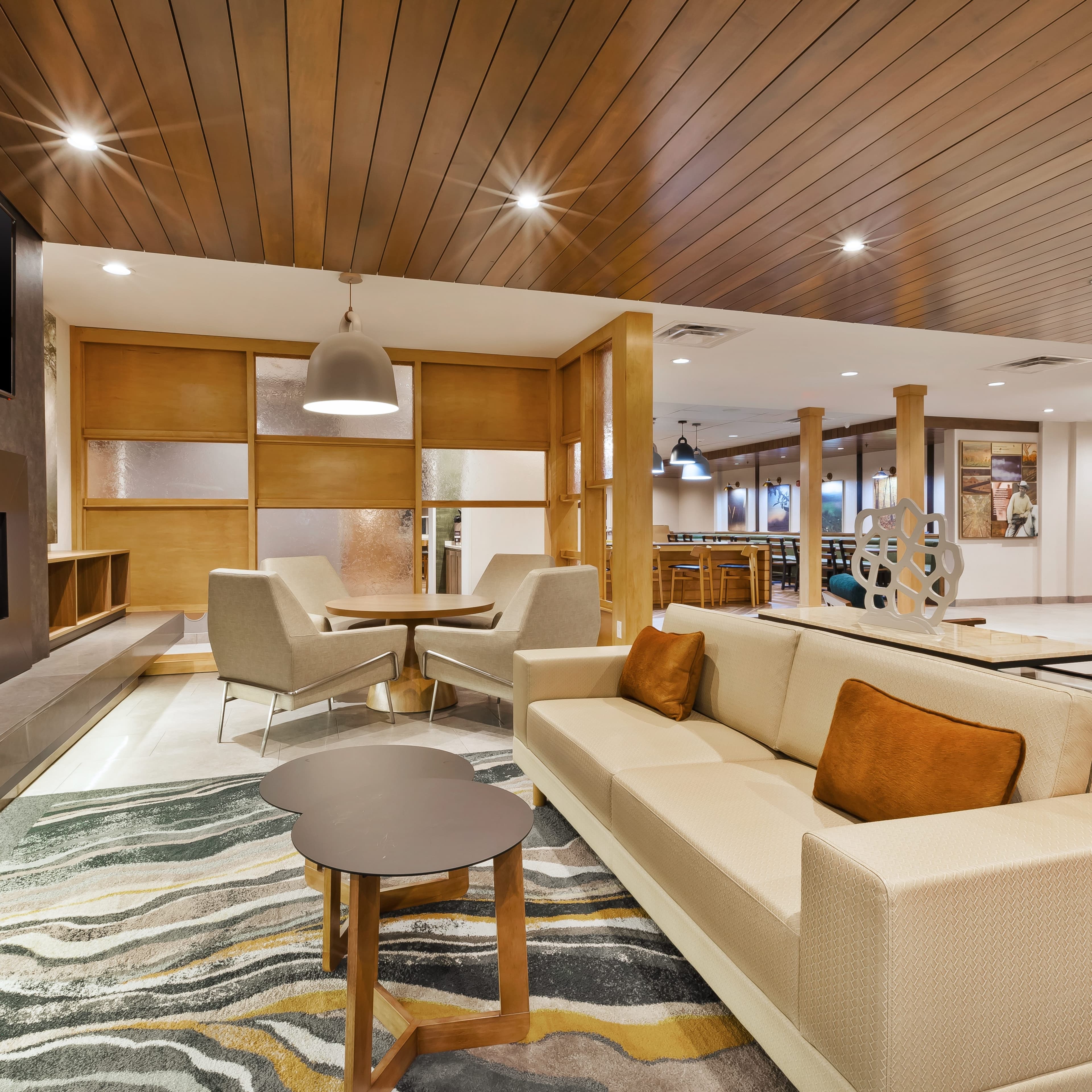 Fairfield Inn & Suites Kalamazoo - Image 1
