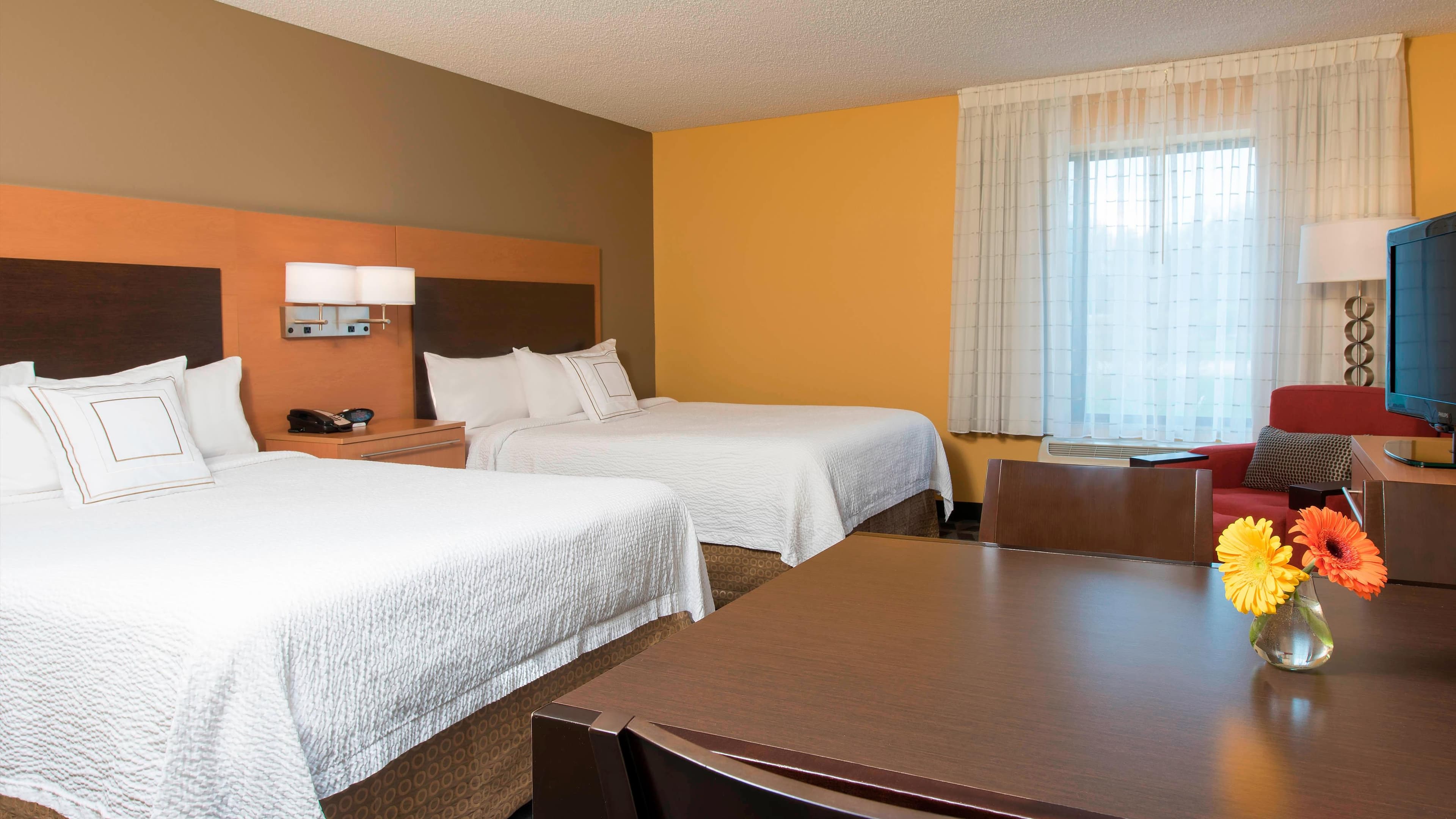 TownePlace Suites Kalamazoo — 10