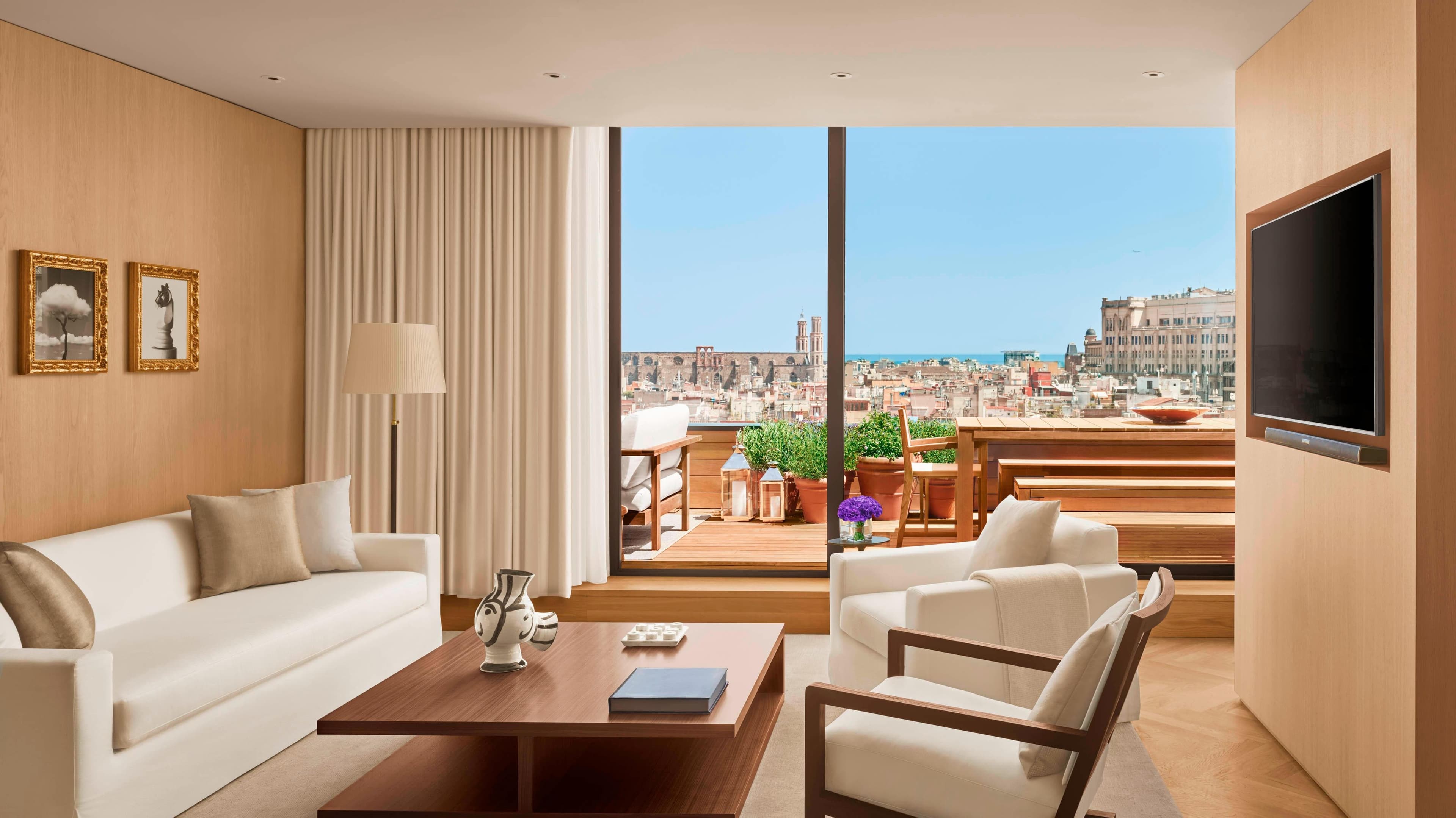 The Barcelona EDITION — 17
