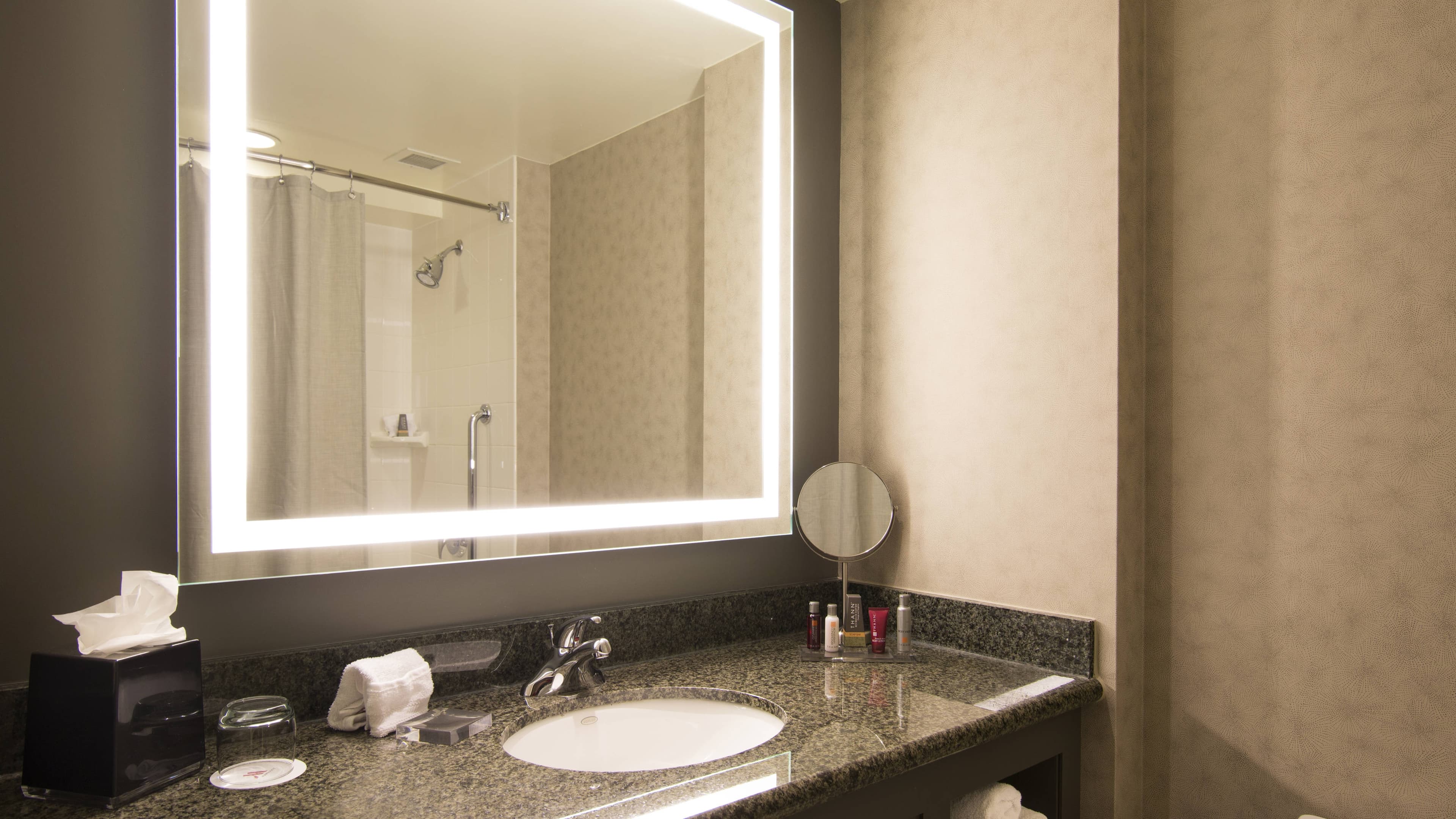 Hartford Marriott Downtown - Image 3