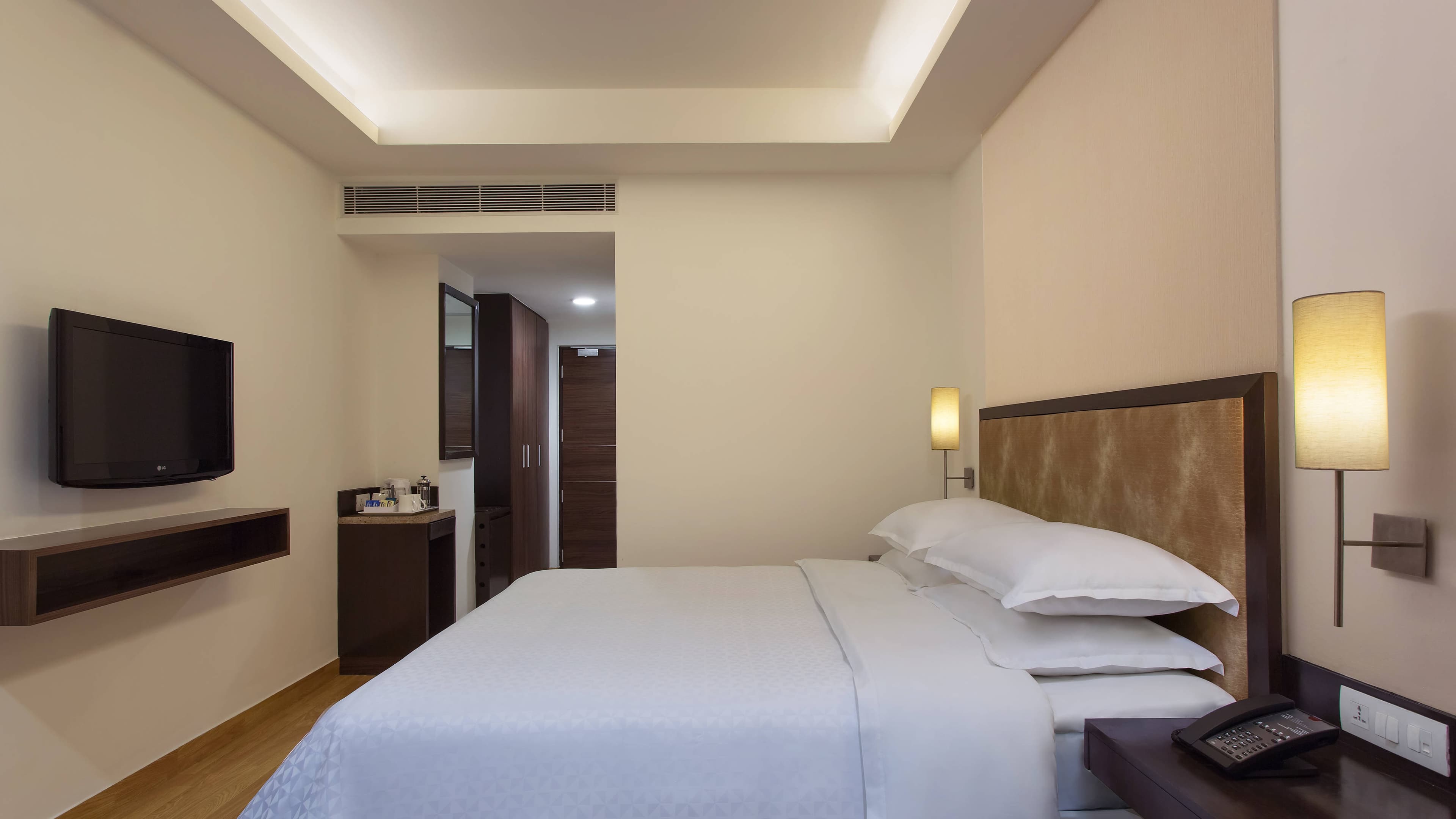 Four Points by Sheraton Vadodara - Image 5