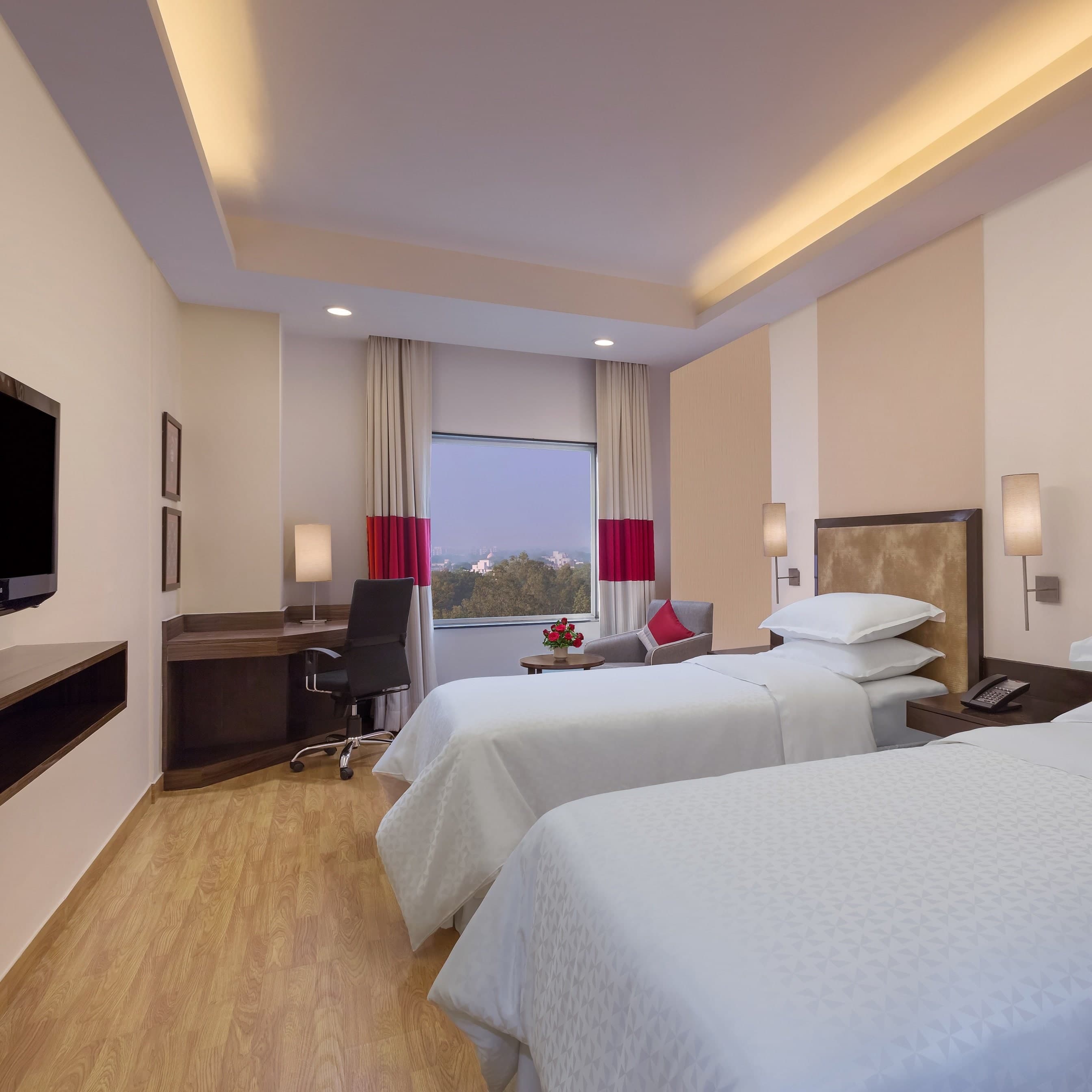 Four Points by Sheraton Vadodara - Image 1