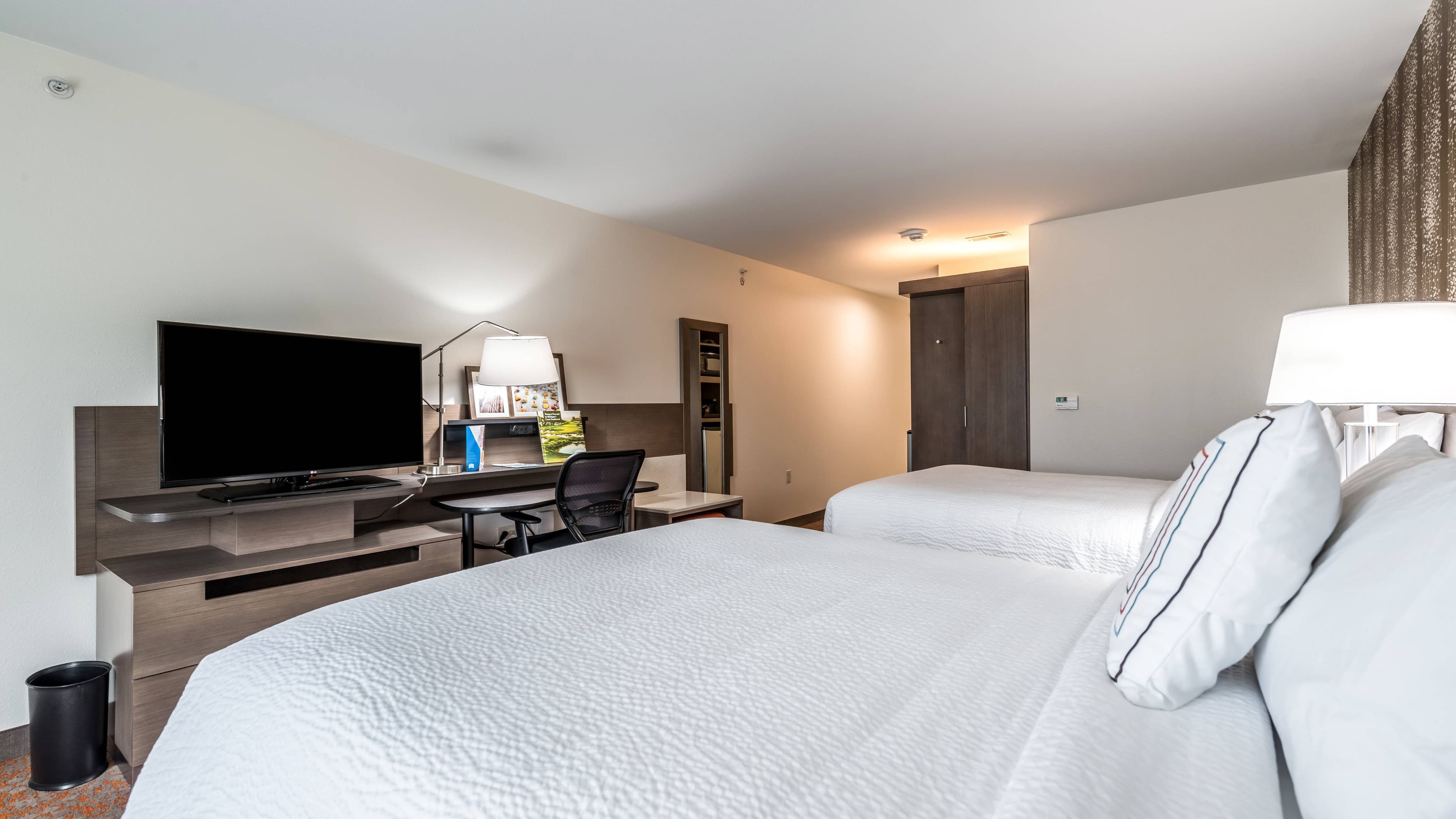 Fairfield Inn & Suites St. Joseph Stevensville — 12