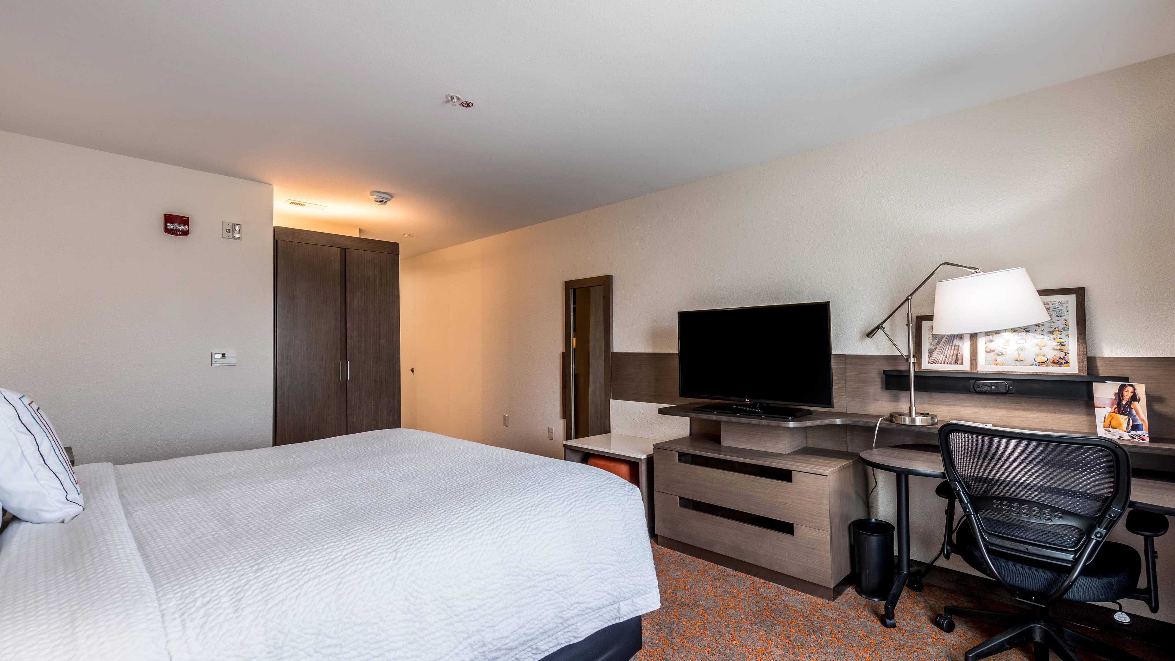 Fairfield Inn & Suites St. Joseph Stevensville — 8