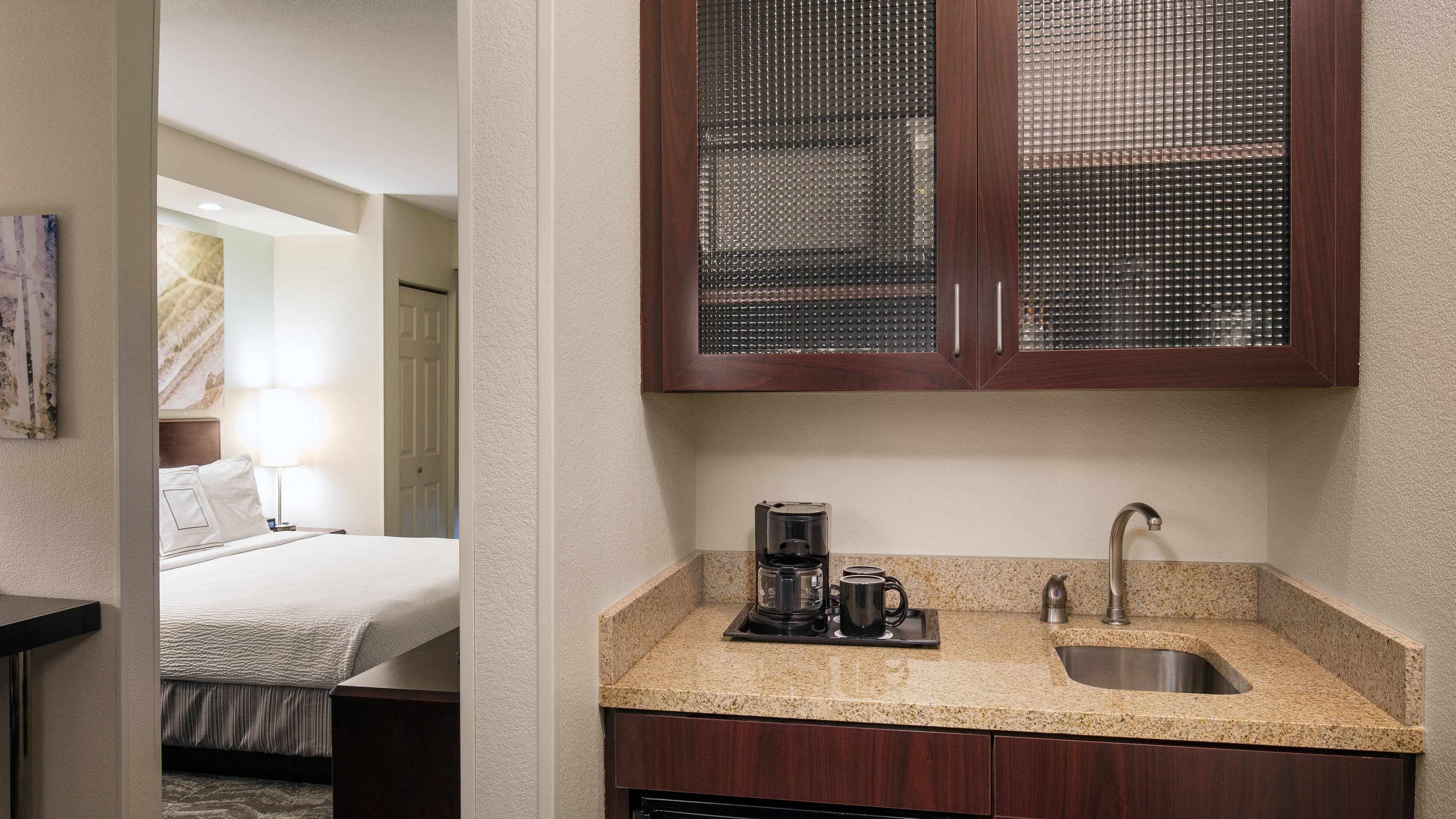 Suite - Image 3
