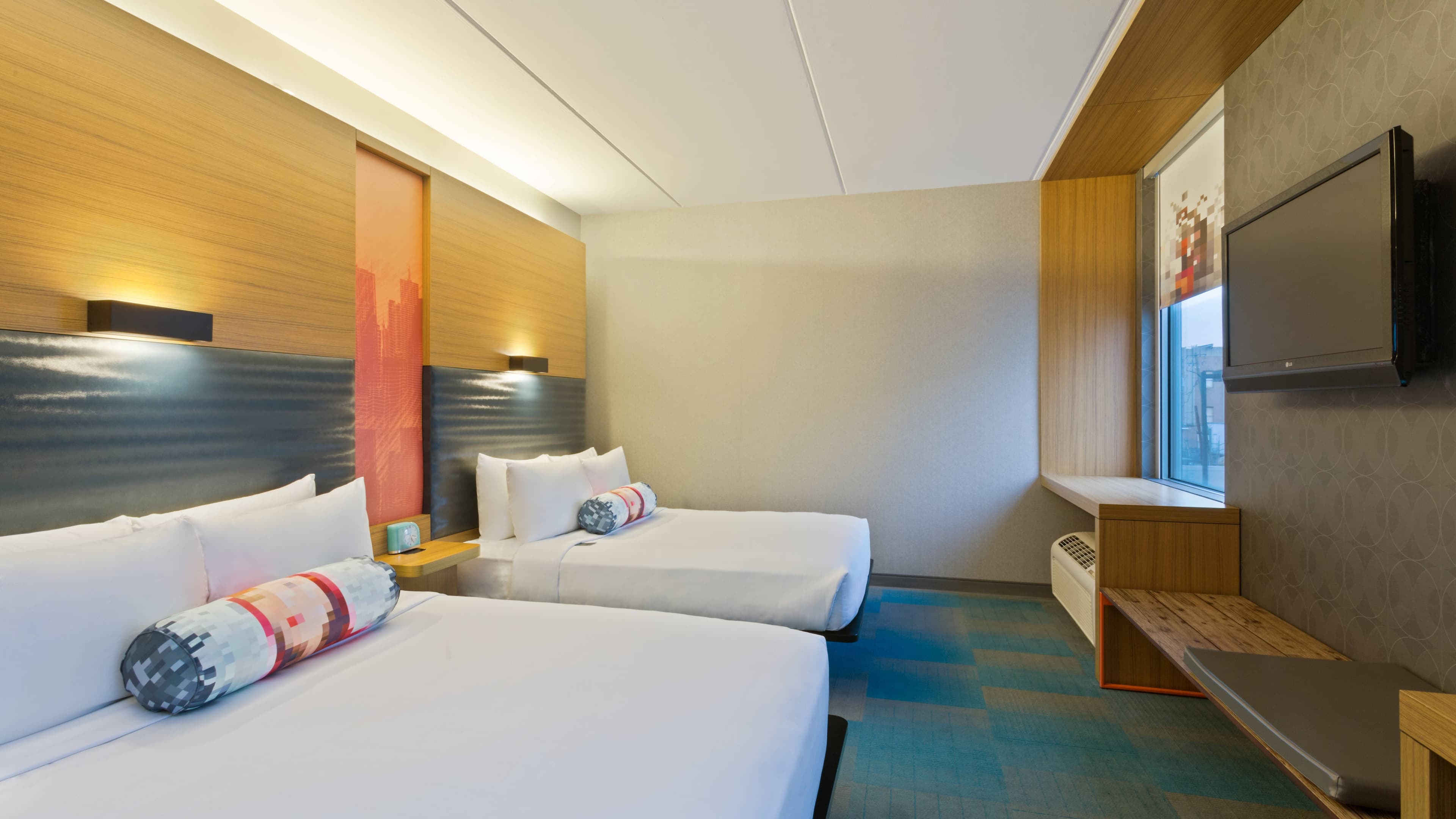 Aloft Birmingham Soho Square — 6
