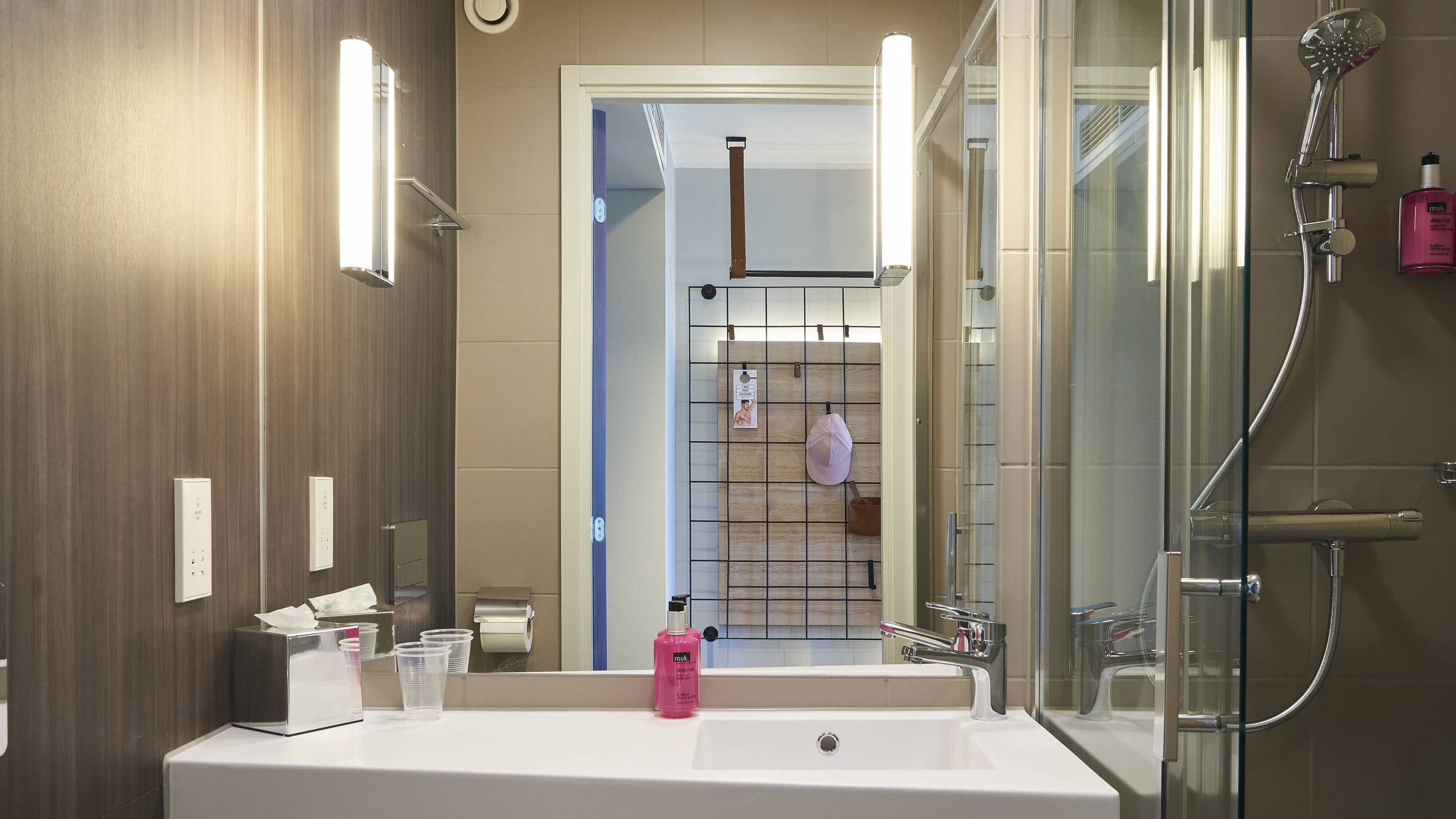 Moxy Twin Sleeper - Image 4